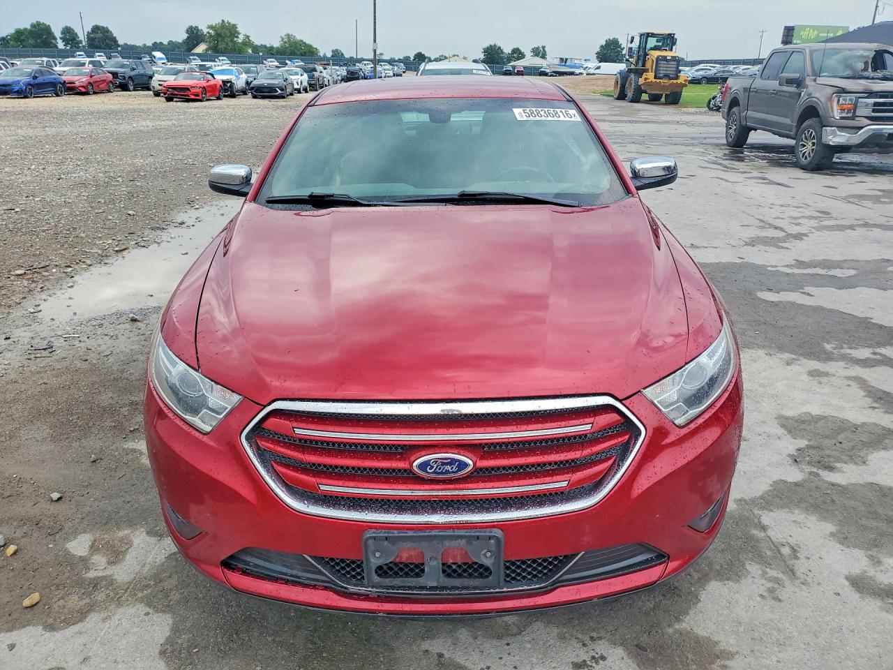 2015 Ford Taurus Limited Red vin: 1FAHP2F8XFG102998