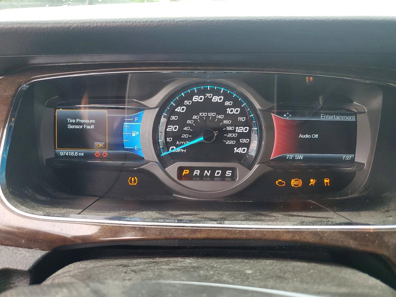 2015 Ford Taurus Limited Red vin: 1FAHP2F8XFG102998