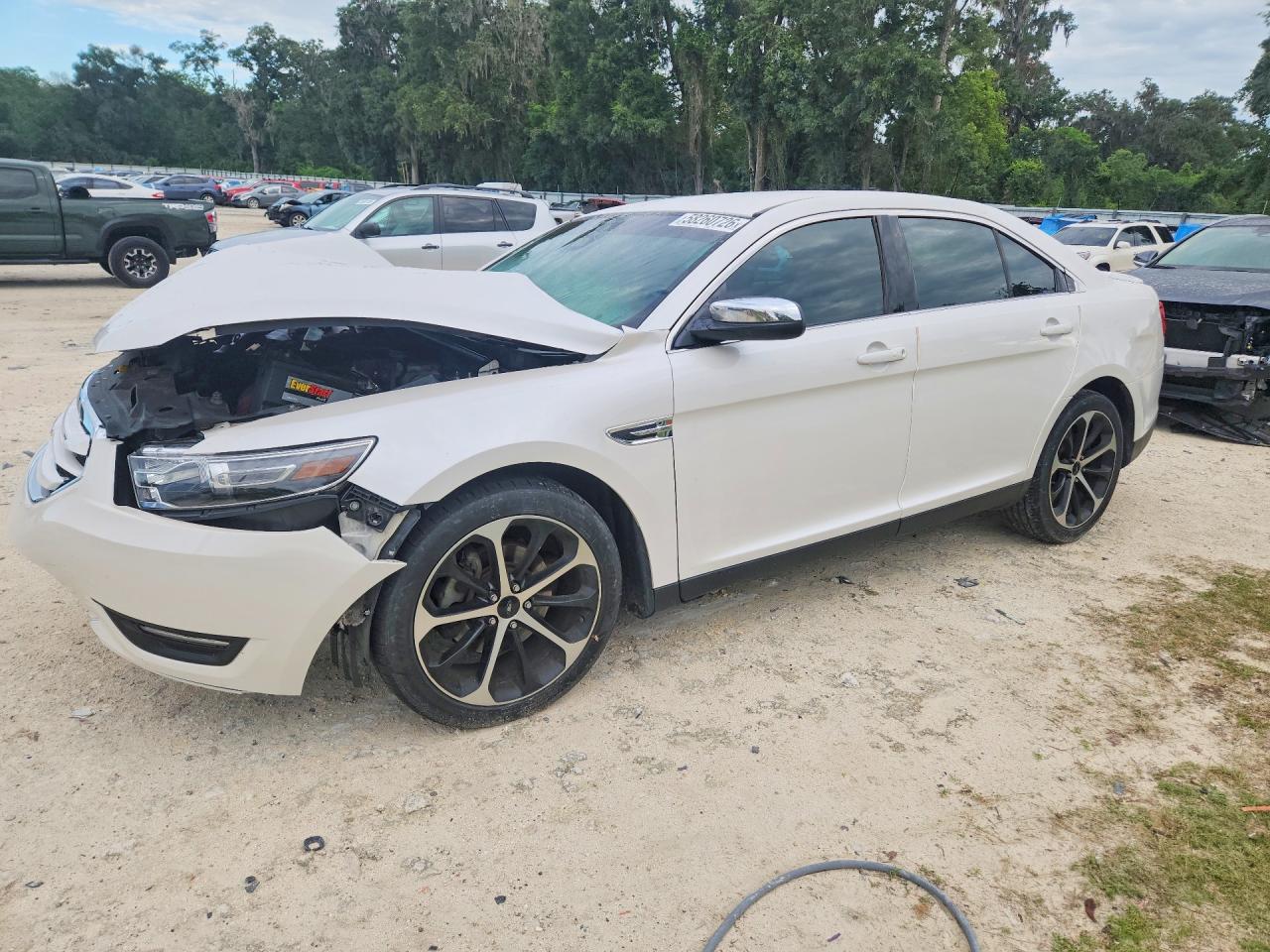 2015 Ford Taurus Limited White vin: 1FAHP2F8XFG138867