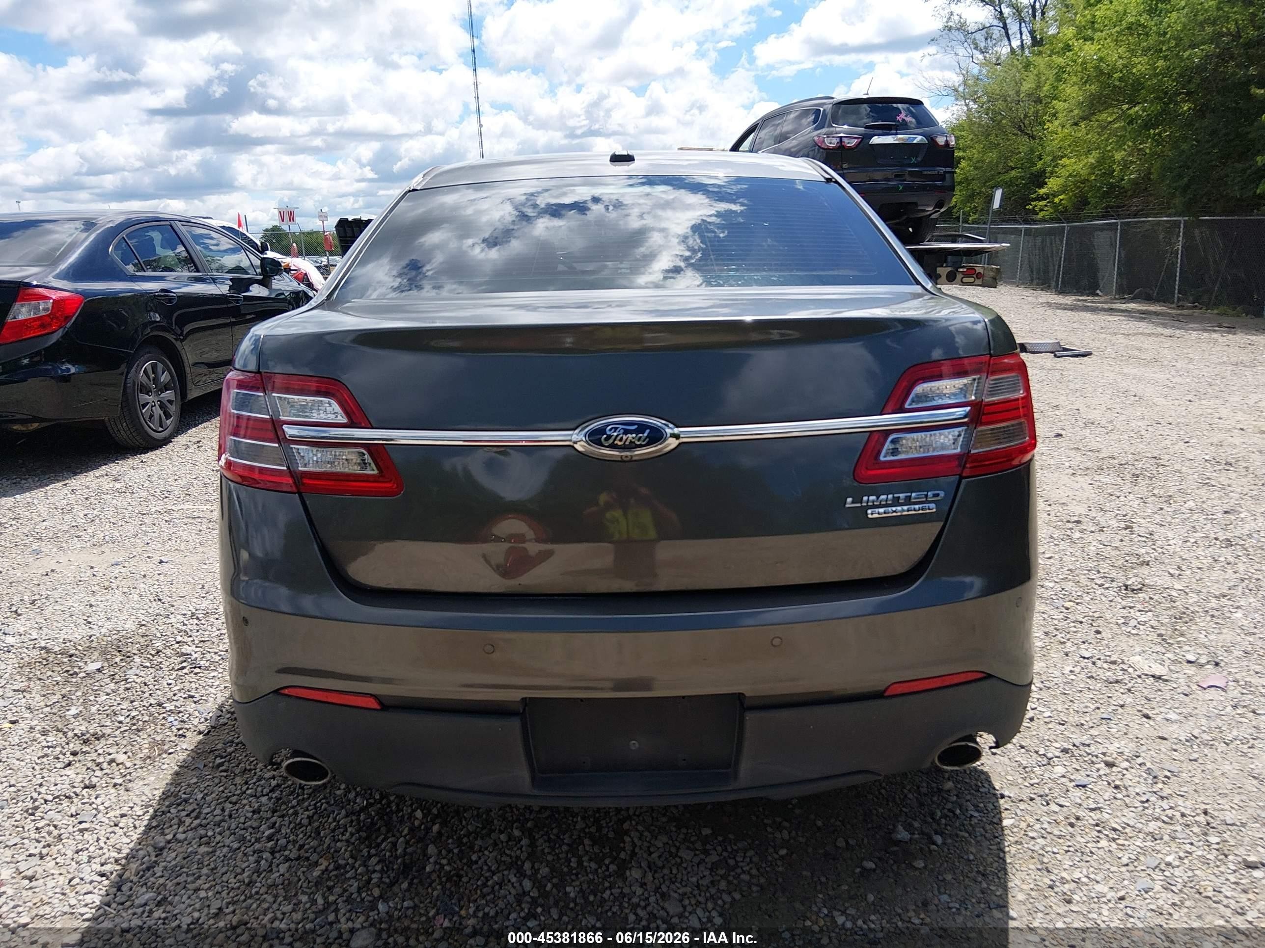 2015 Ford Taurus Limited Gray vin: 1FAHP2F8XFG160237