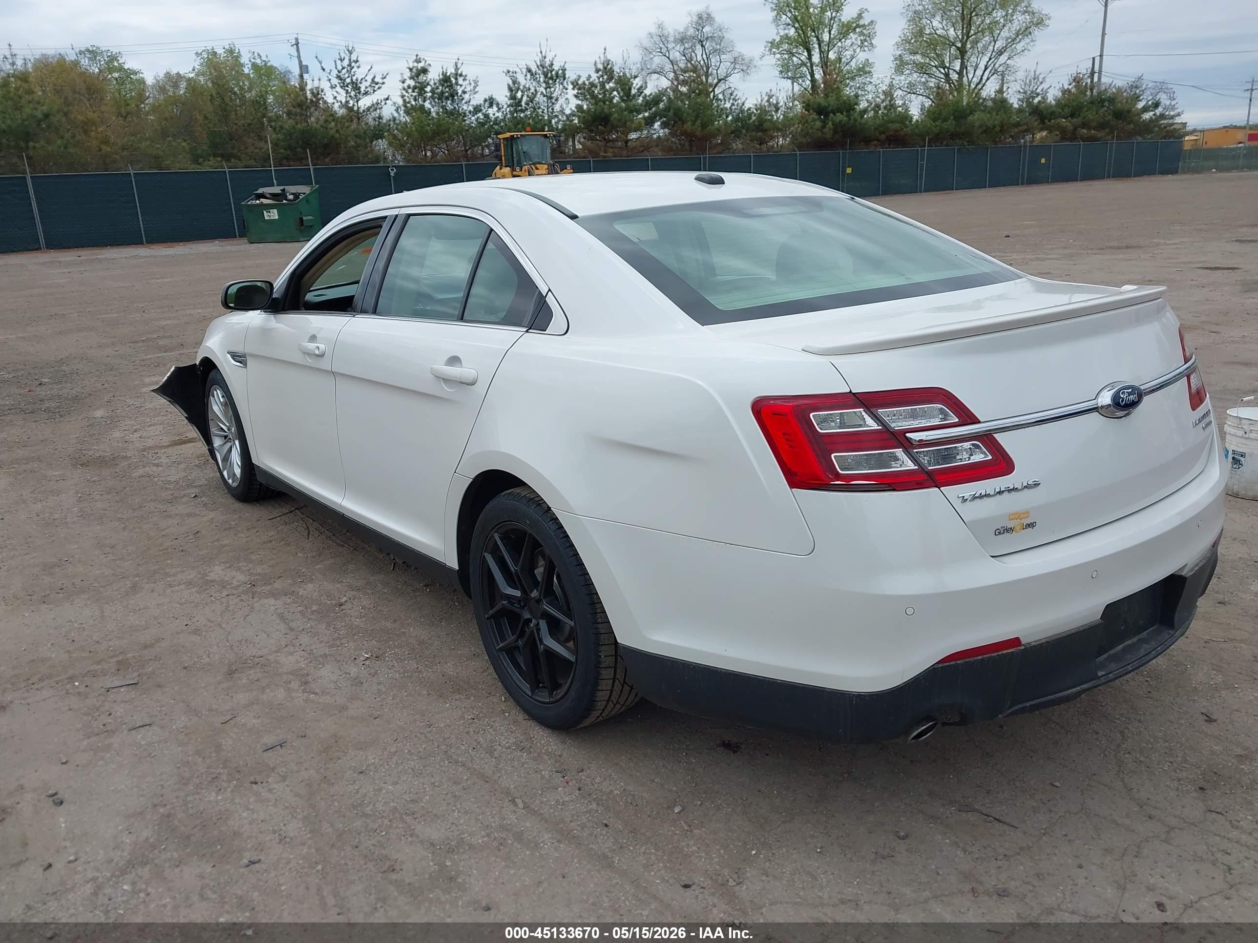 2013 Ford Taurus Limited White vin: 1FAHP2F92DG171819
