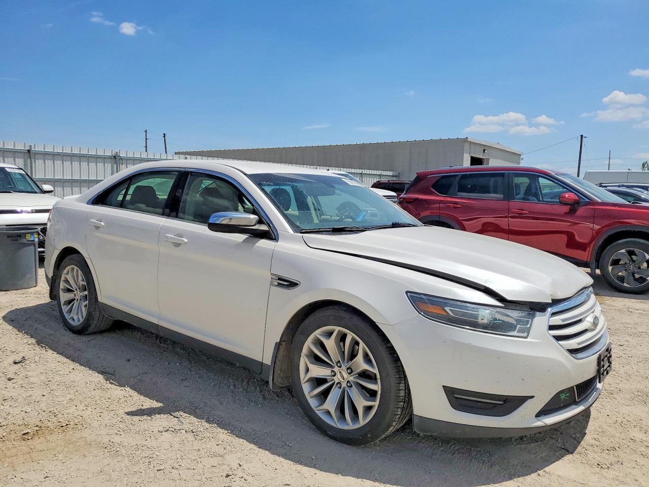 2015 Ford Taurus Limited White vin: 1FAHP2F94FG188687