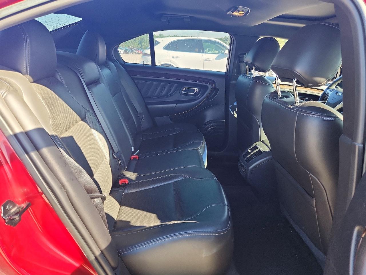2015 Ford Taurus Limited Красный vin: 1FAHP2F98FG184268
