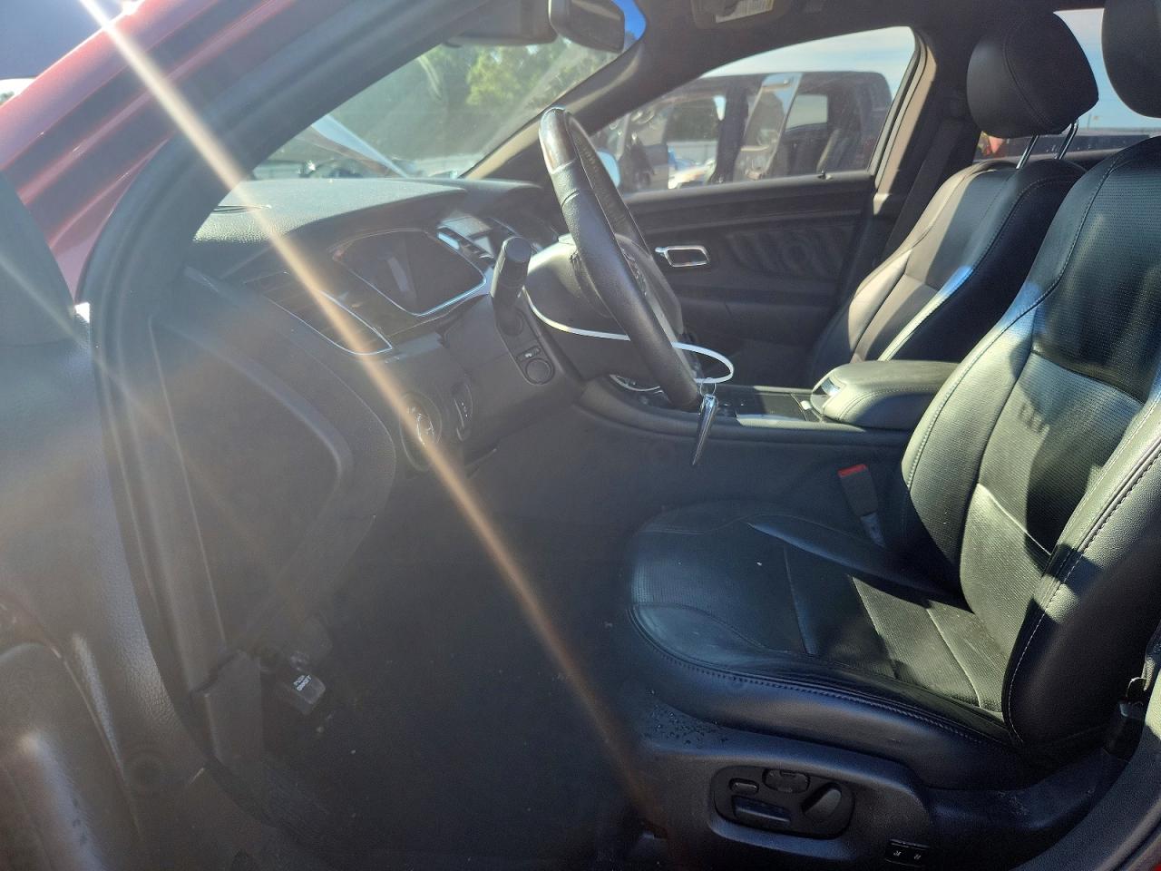 2015 Ford Taurus Limited Красный vin: 1FAHP2F98FG184268