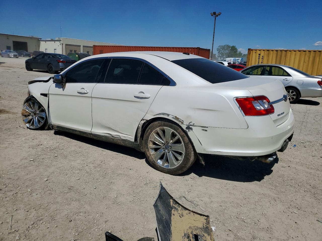 2010 Ford Taurus Limited White vin: 1FAHP2FW1AG128137