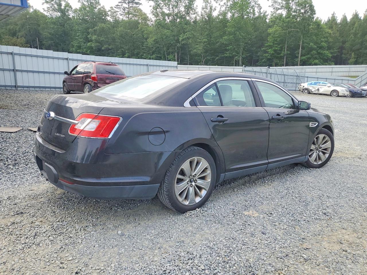 2011 Ford Taurus Limited Черный vin: 1FAHP2FW1BG137115