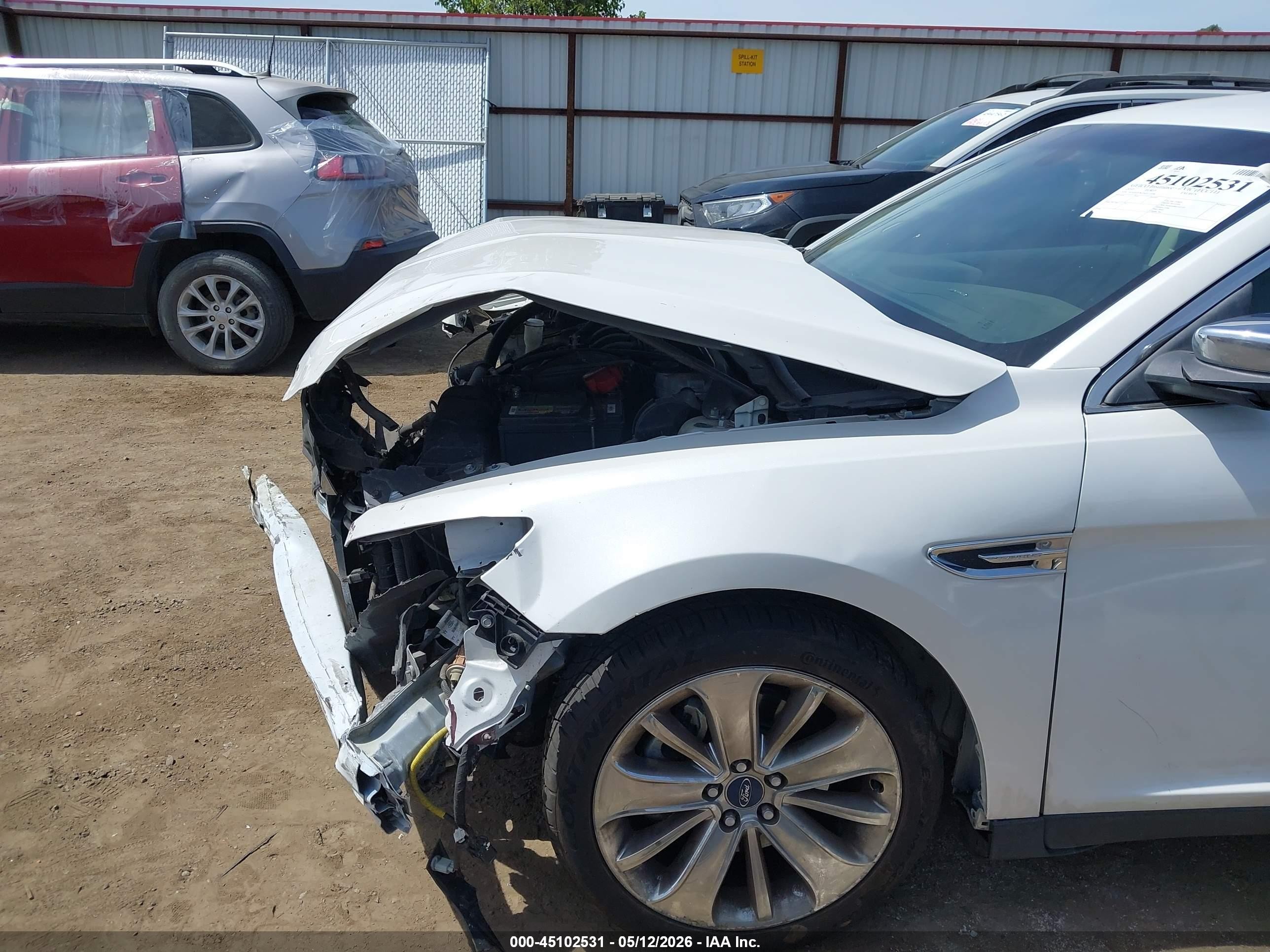 2010 Ford Taurus Limited Белый vin: 1FAHP2FW2AG151698