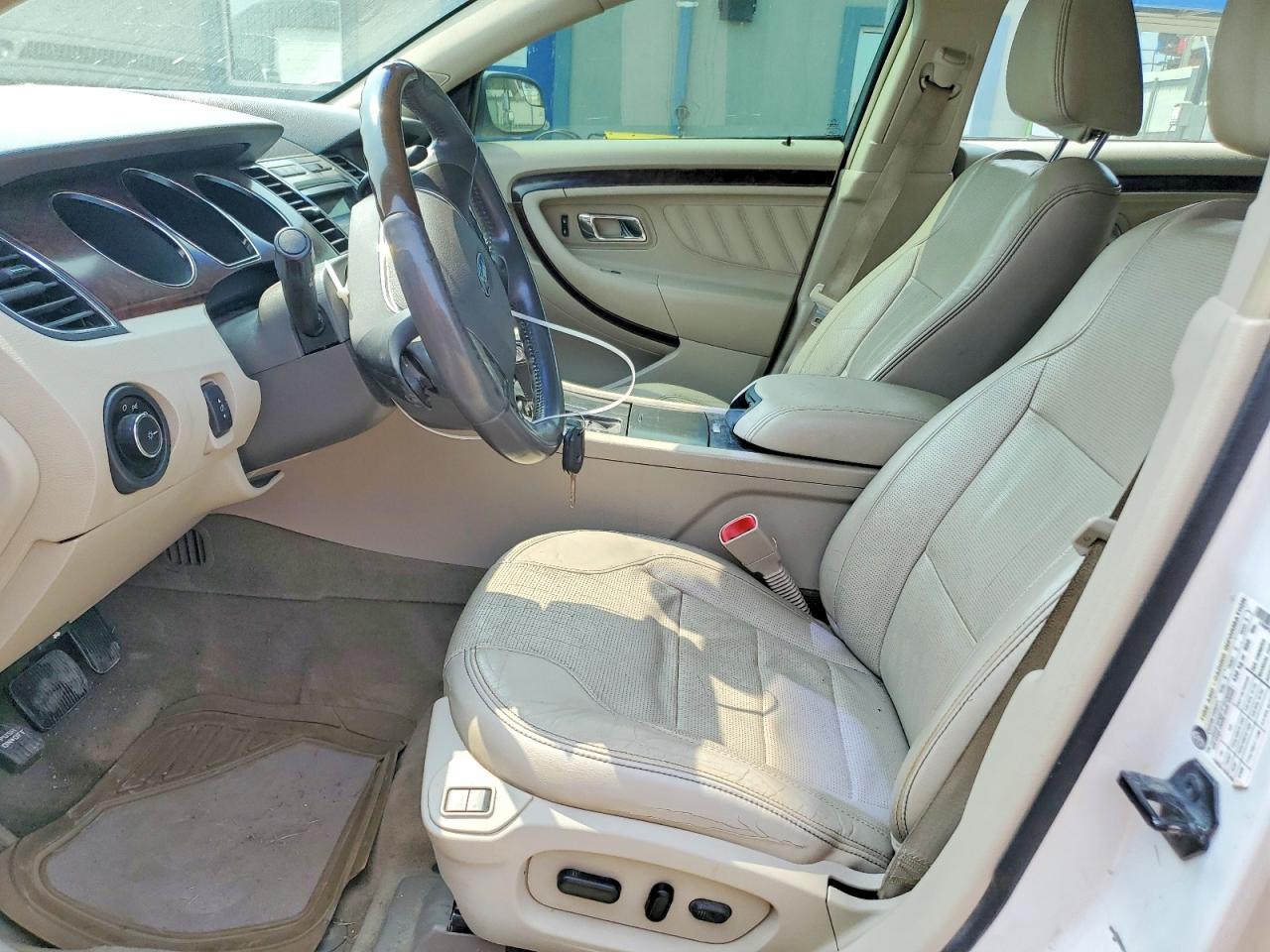 2012 Ford Taurus Limited Белый vin: 1FAHP2FW2CG131390