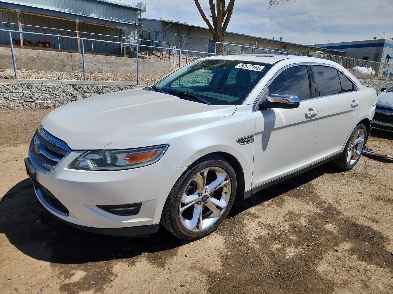 2010 Ford Taurus Limited White vin: 1FAHP2FW3AG126020