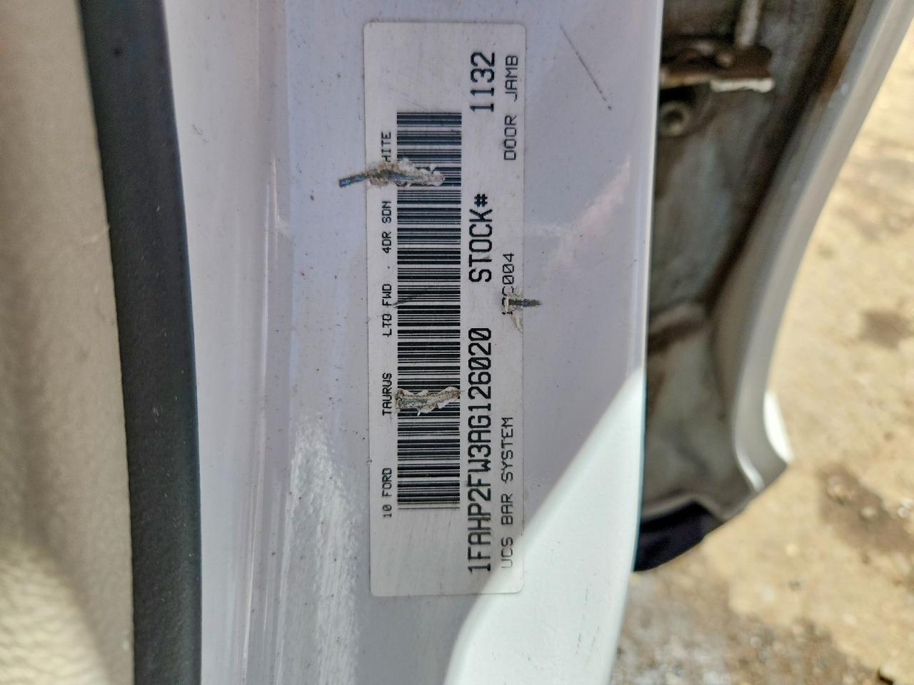 2010 Ford Taurus Limited White vin: 1FAHP2FW3AG126020