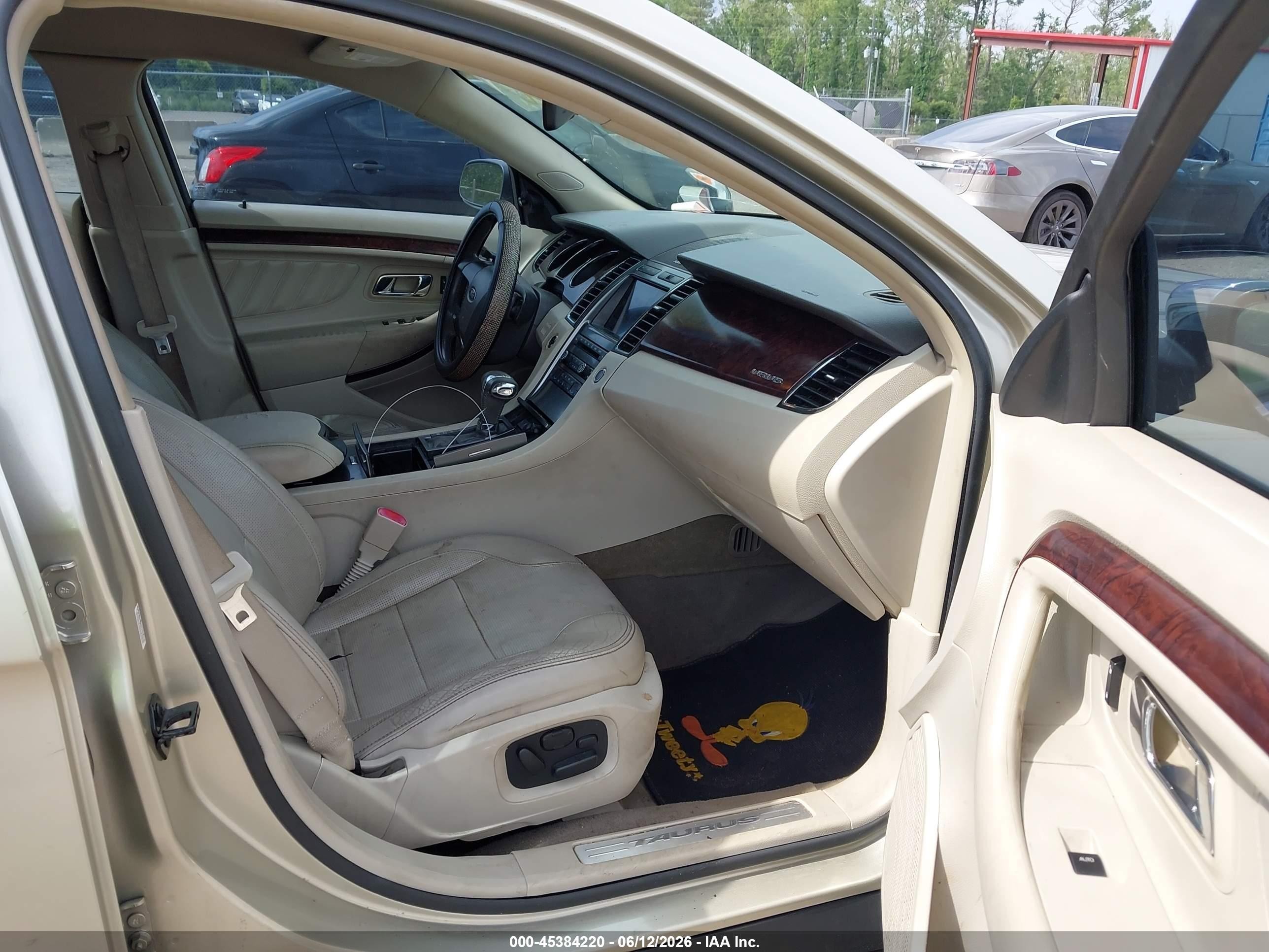 2011 Ford Taurus Limited Champagne vin: 1FAHP2FW3BG103824