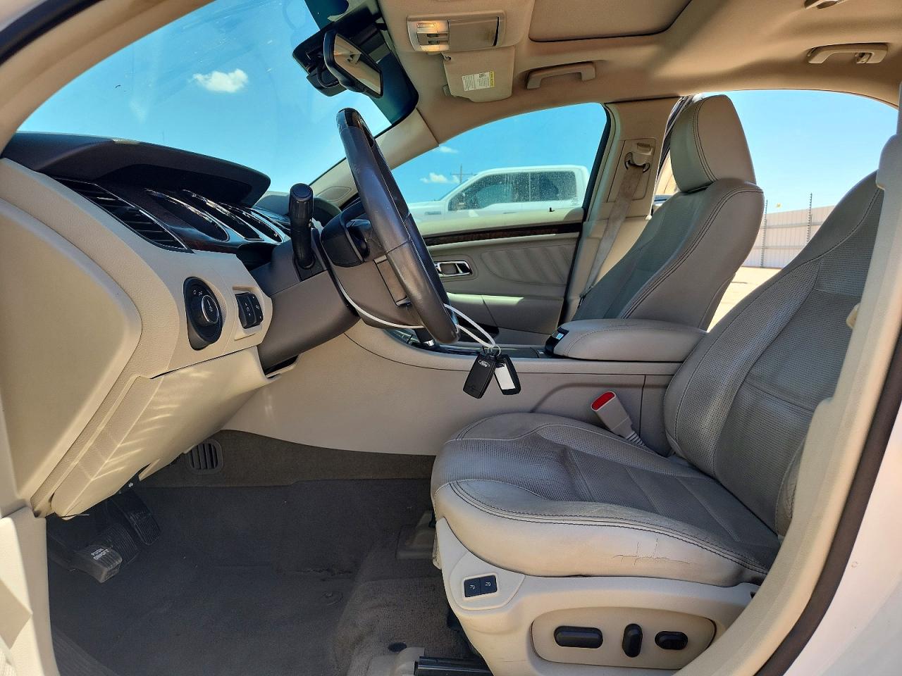 2011 Ford Taurus Limited Белый vin: 1FAHP2FW3BG104360