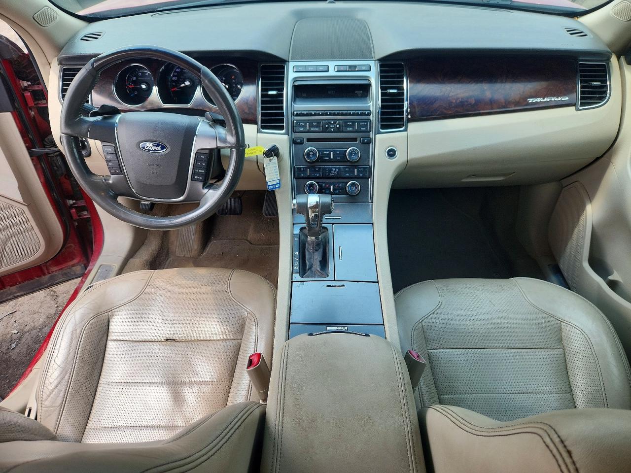 2012 Ford Taurus Limited Red vin: 1FAHP2FW3CG114419
