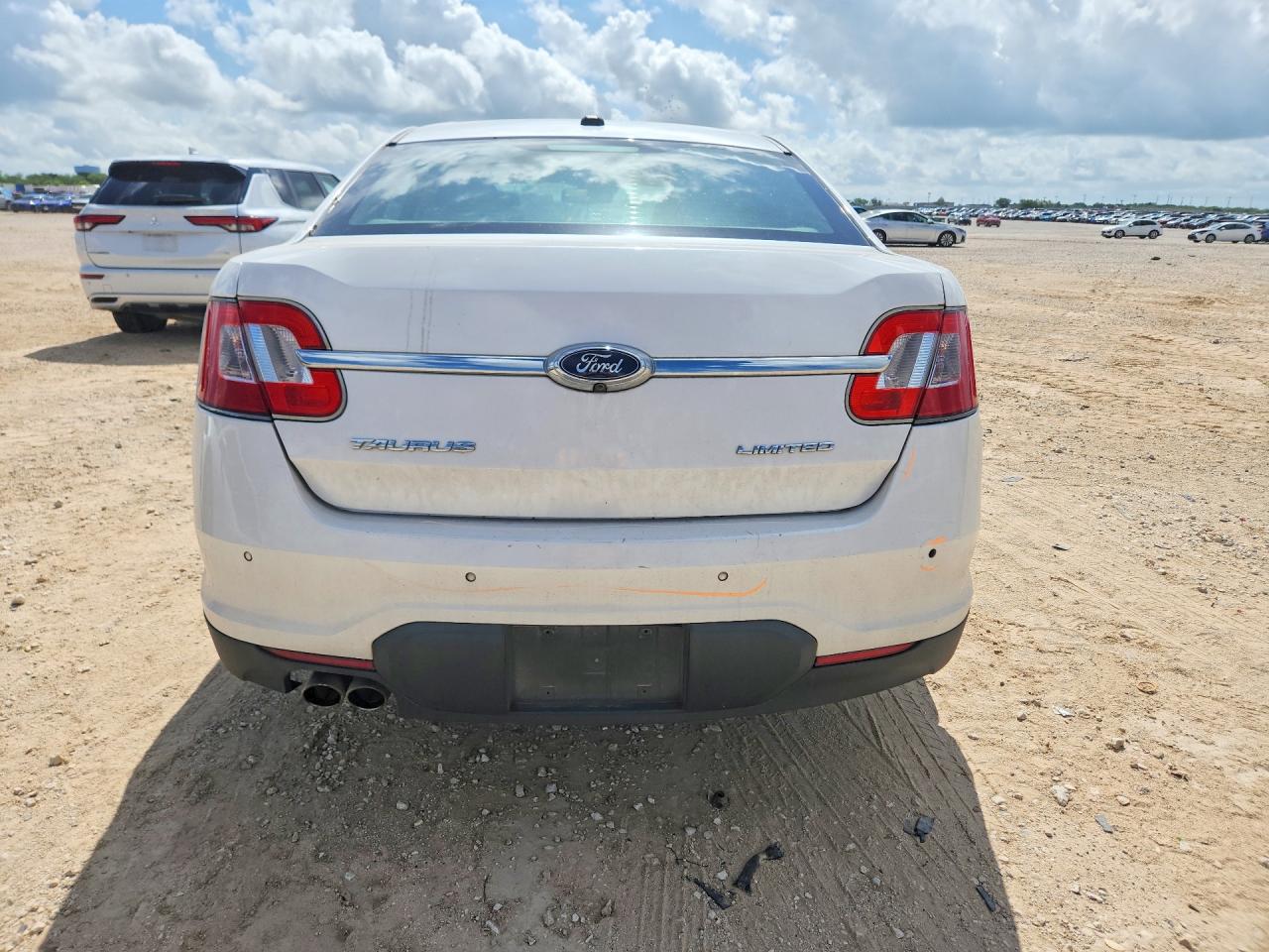 2012 Ford Taurus Limited White vin: 1FAHP2FW3CG125274