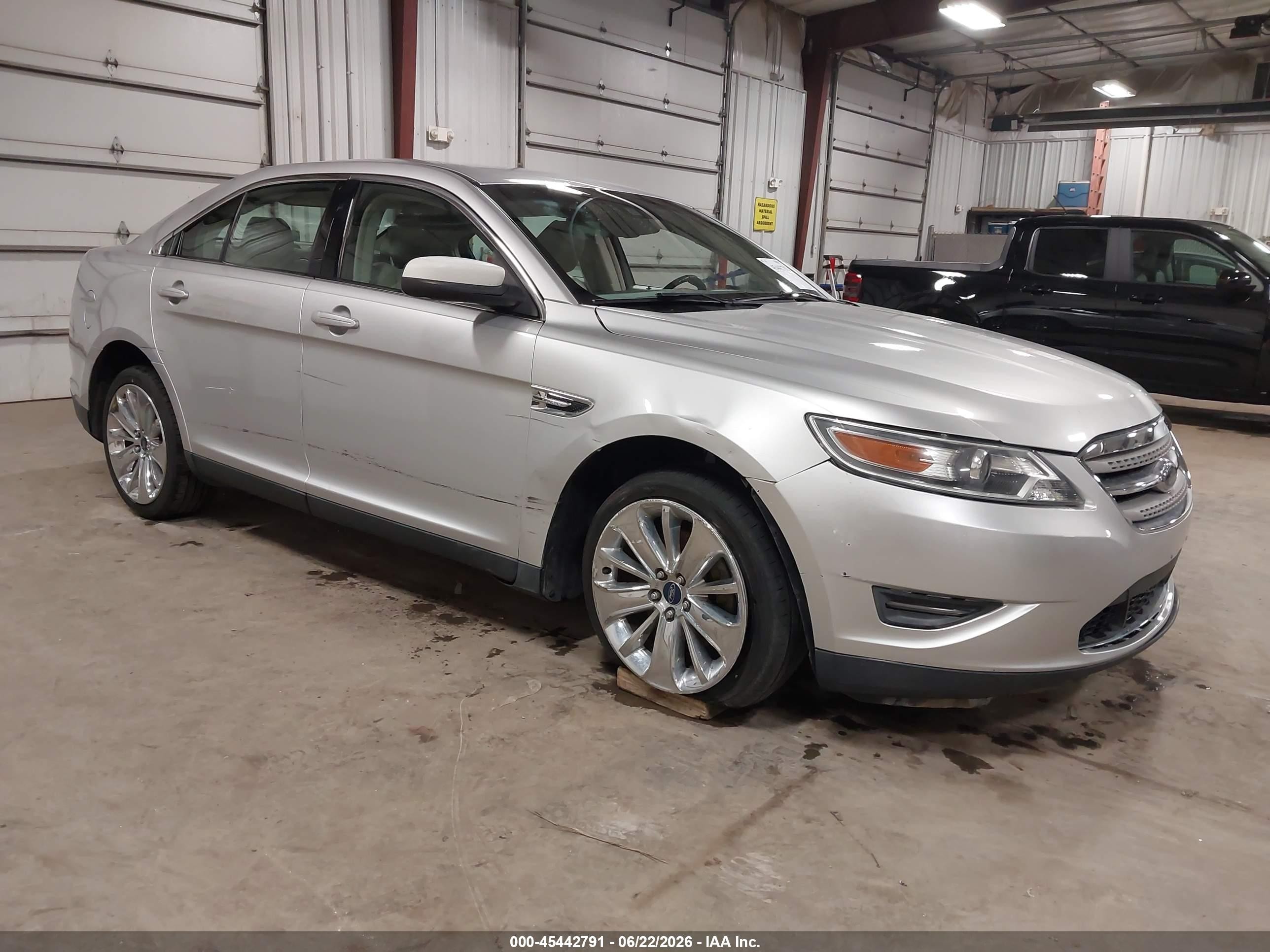 2010 Ford Taurus Limited Silver vin: 1FAHP2FW4AG118699