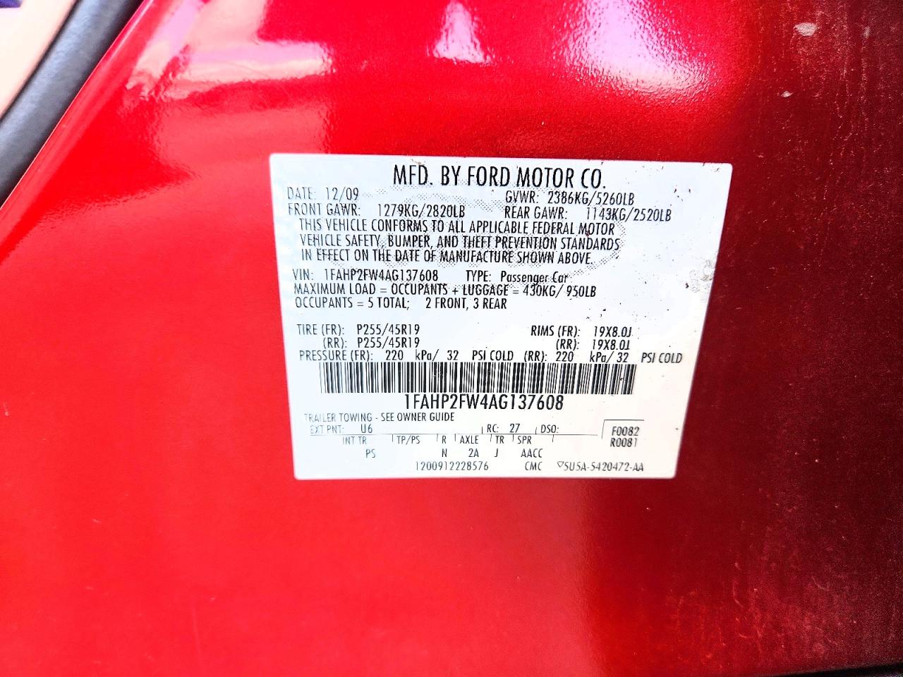 2010 Ford Taurus Limited Red vin: 1FAHP2FW4AG137608