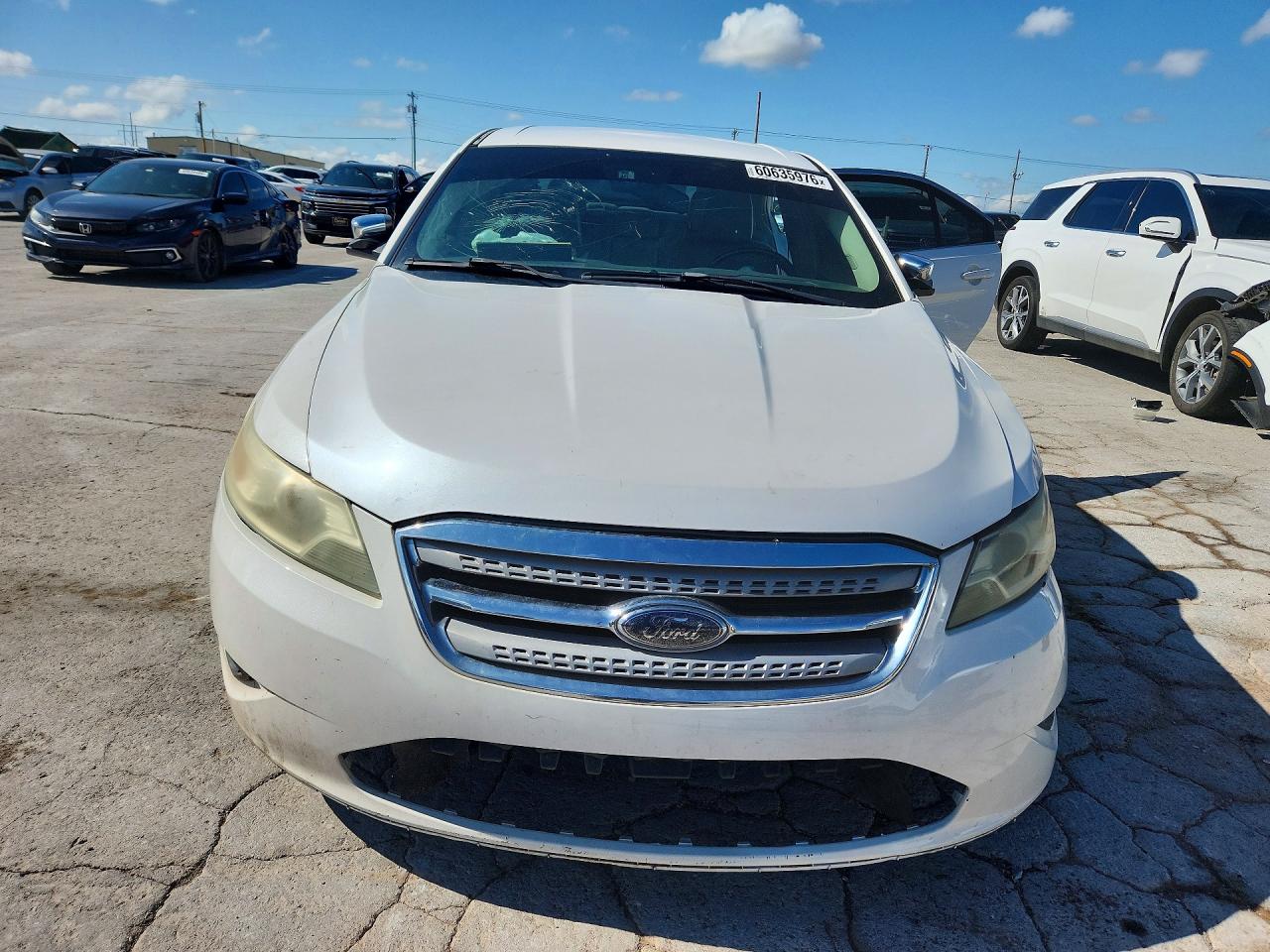 2010 Ford Taurus Limited White vin: 1FAHP2FW4AG138564