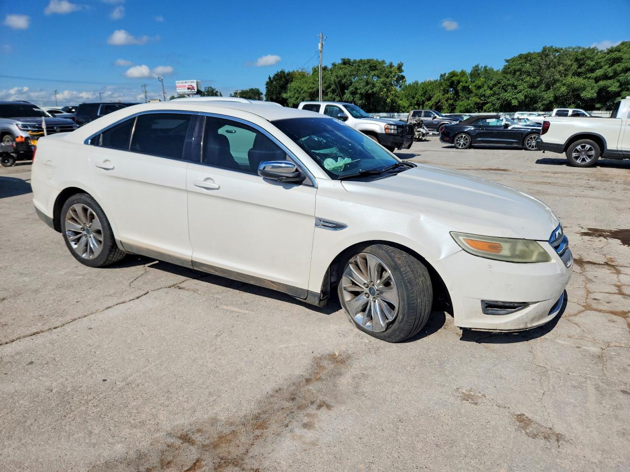 2010 Ford Taurus Limited White vin: 1FAHP2FW4AG138564