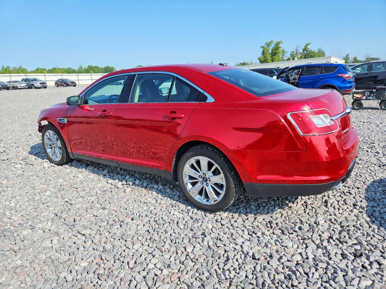 2011 Ford Taurus Limited Red vin: 1FAHP2FW4BG110829