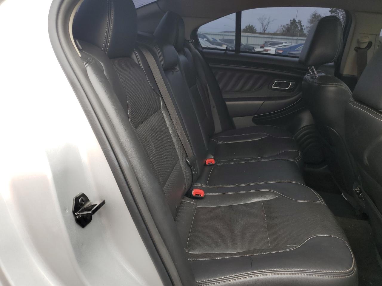 2012 Ford Taurus Limited Серебряный vin: 1FAHP2FW4CG117295