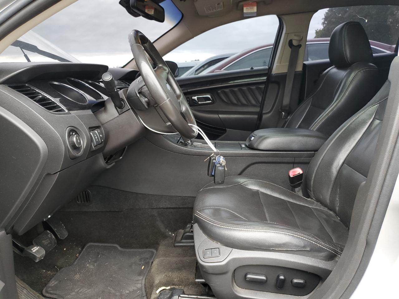 2012 Ford Taurus Limited Серебряный vin: 1FAHP2FW4CG117295