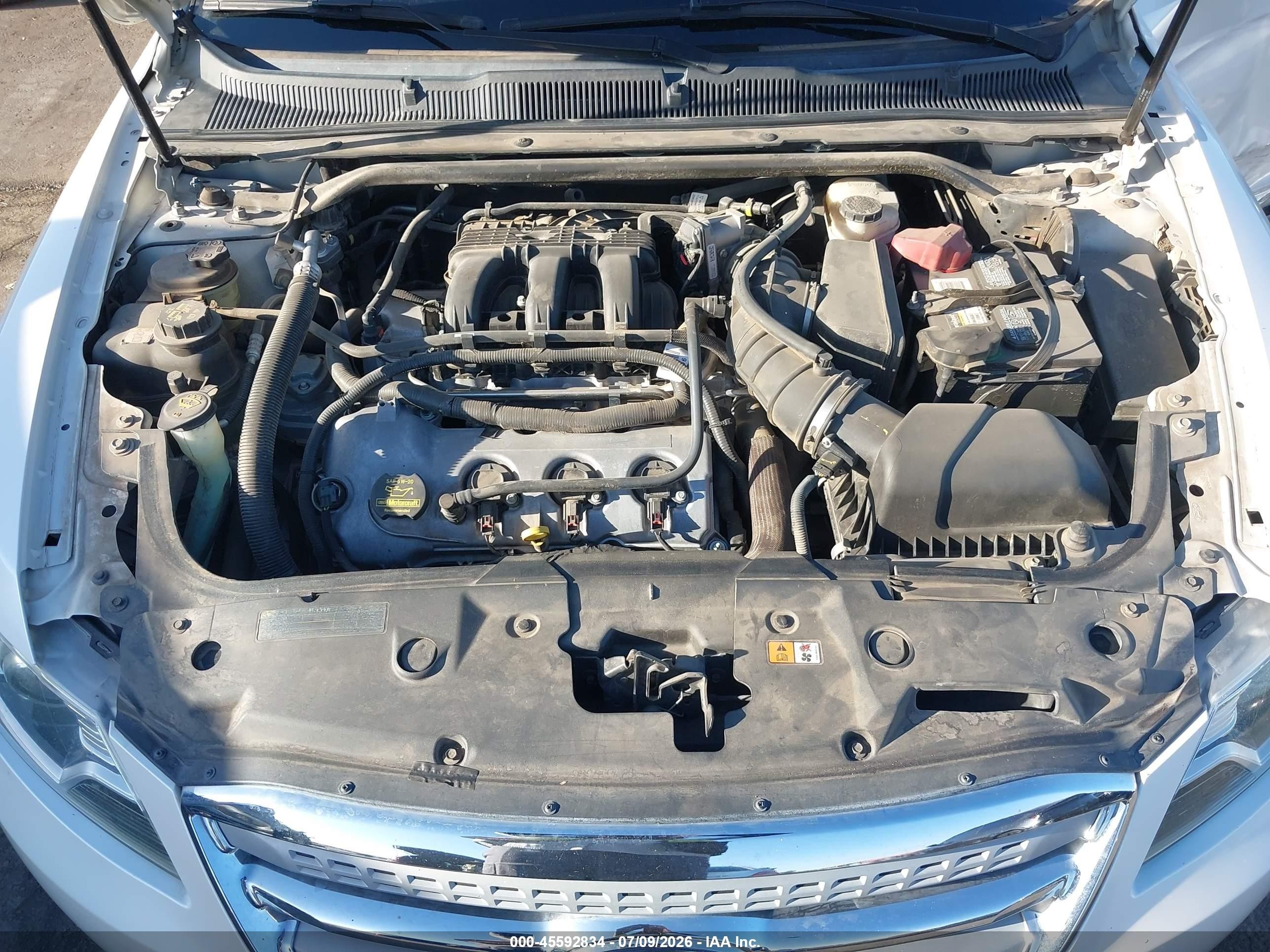 2010 Ford Taurus Limited Белый vin: 1FAHP2FW5AG136418