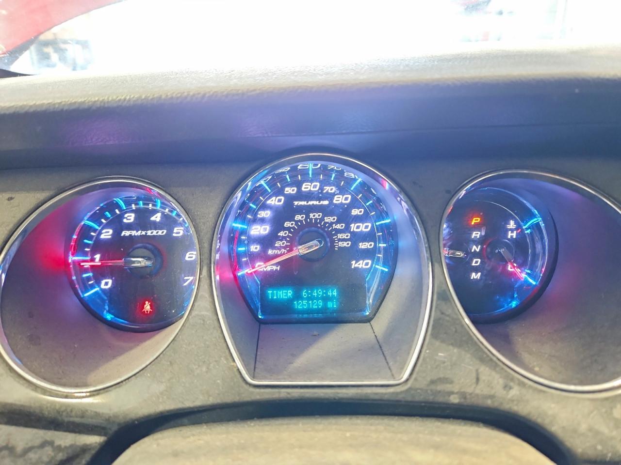 2011 Ford Taurus Limited Red vin: 1FAHP2FW5BG110841
