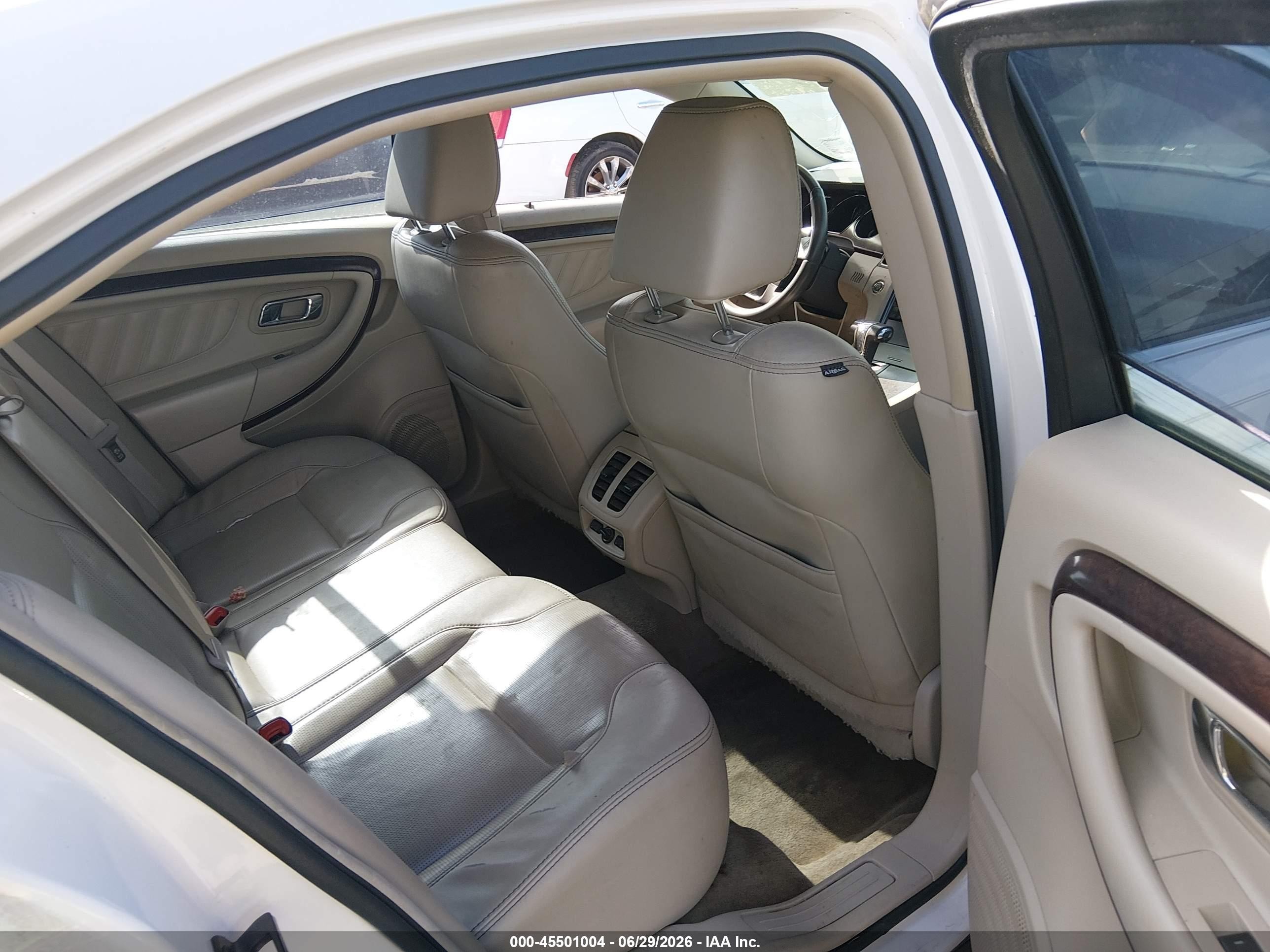 2011 Ford Taurus Limited White vin: 1FAHP2FW5BG155049