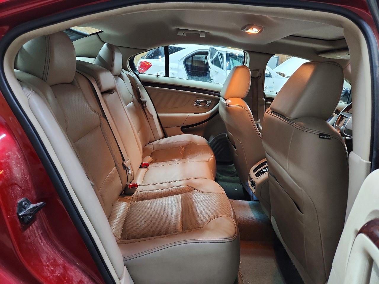 2011 Ford Taurus Limited Красный vin: 1FAHP2FW5BG163295