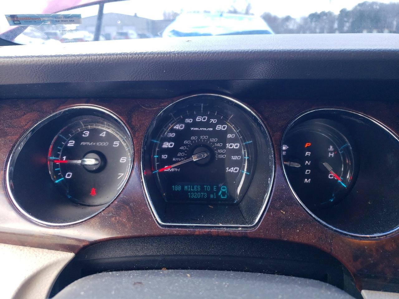 2012 Ford Taurus Limited Red vin: 1FAHP2FW5CG105754