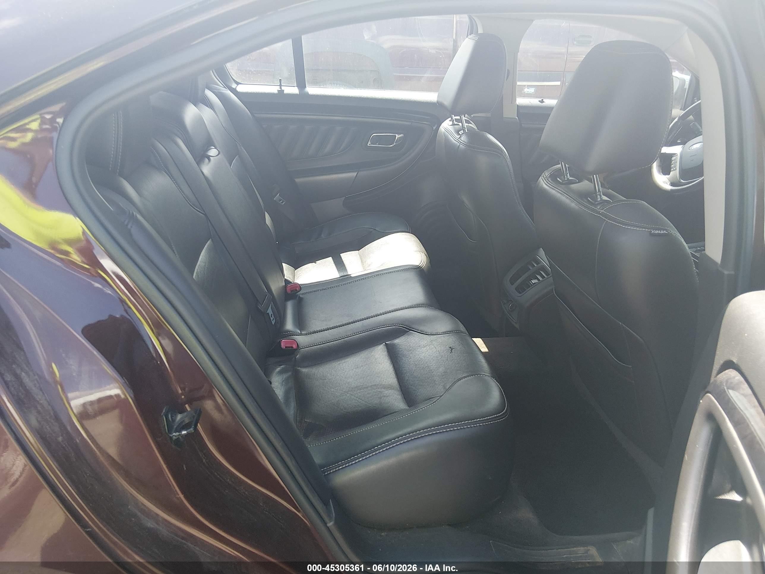2012 Ford Taurus Limited Burgundy vin: 1FAHP2FW6CG101860