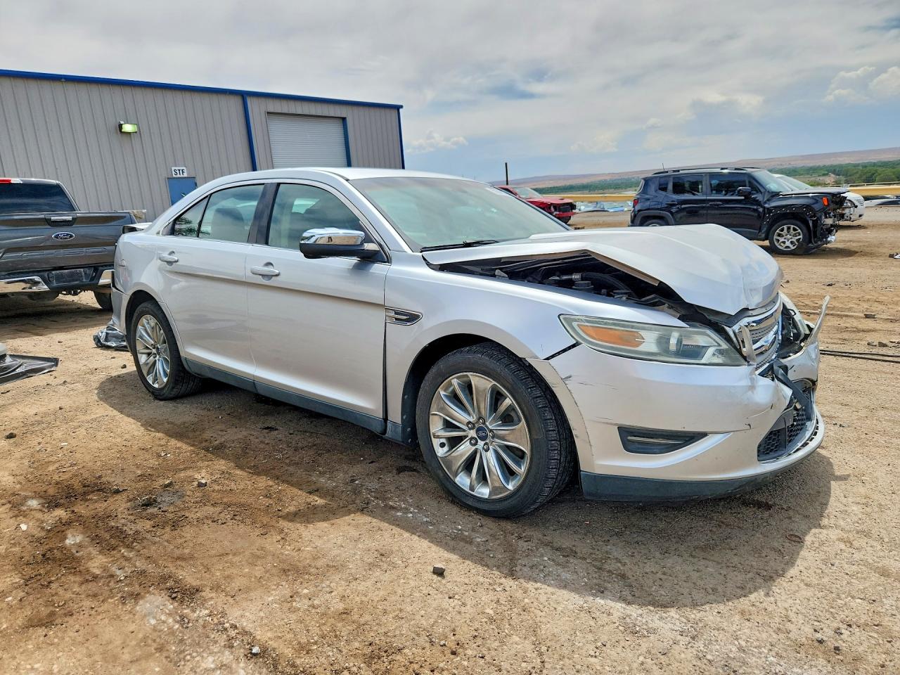 2010 Ford Taurus Limited Silver vin: 1FAHP2FW7AG134640