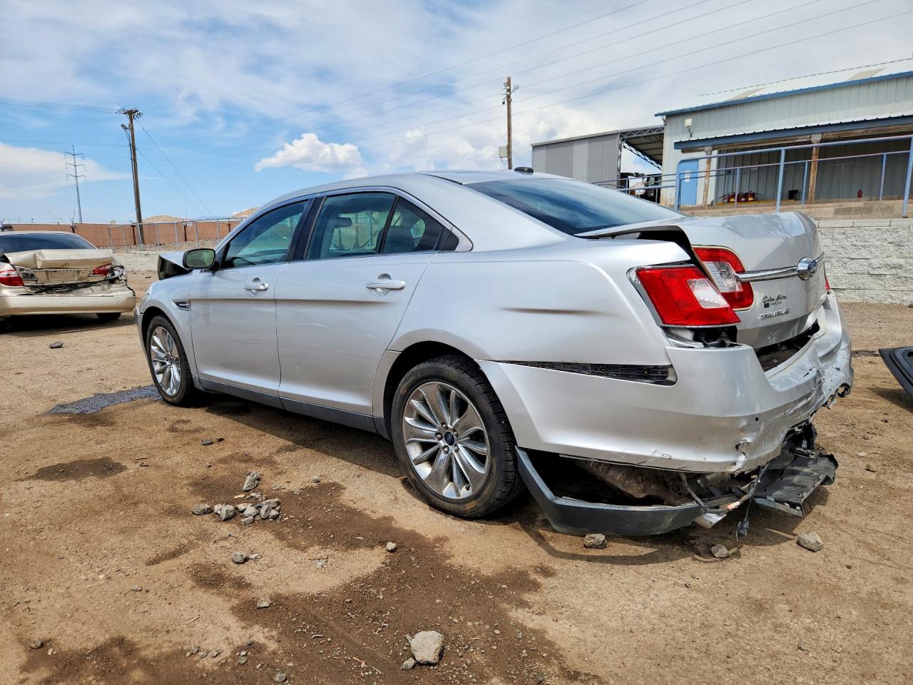 2010 Ford Taurus Limited Silver vin: 1FAHP2FW7AG134640