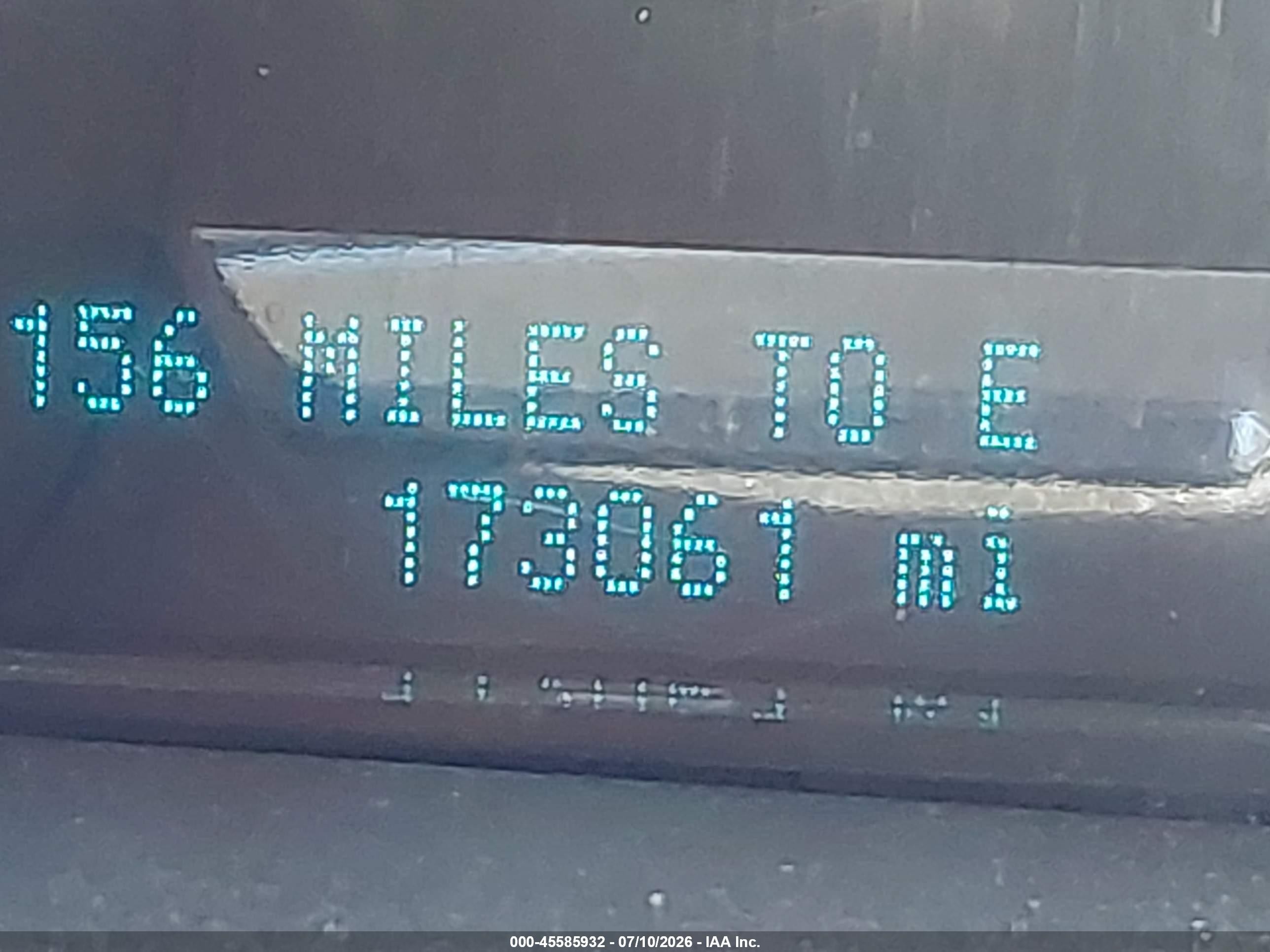 2010 Ford Taurus Limited Red vin: 1FAHP2FW8AG109164