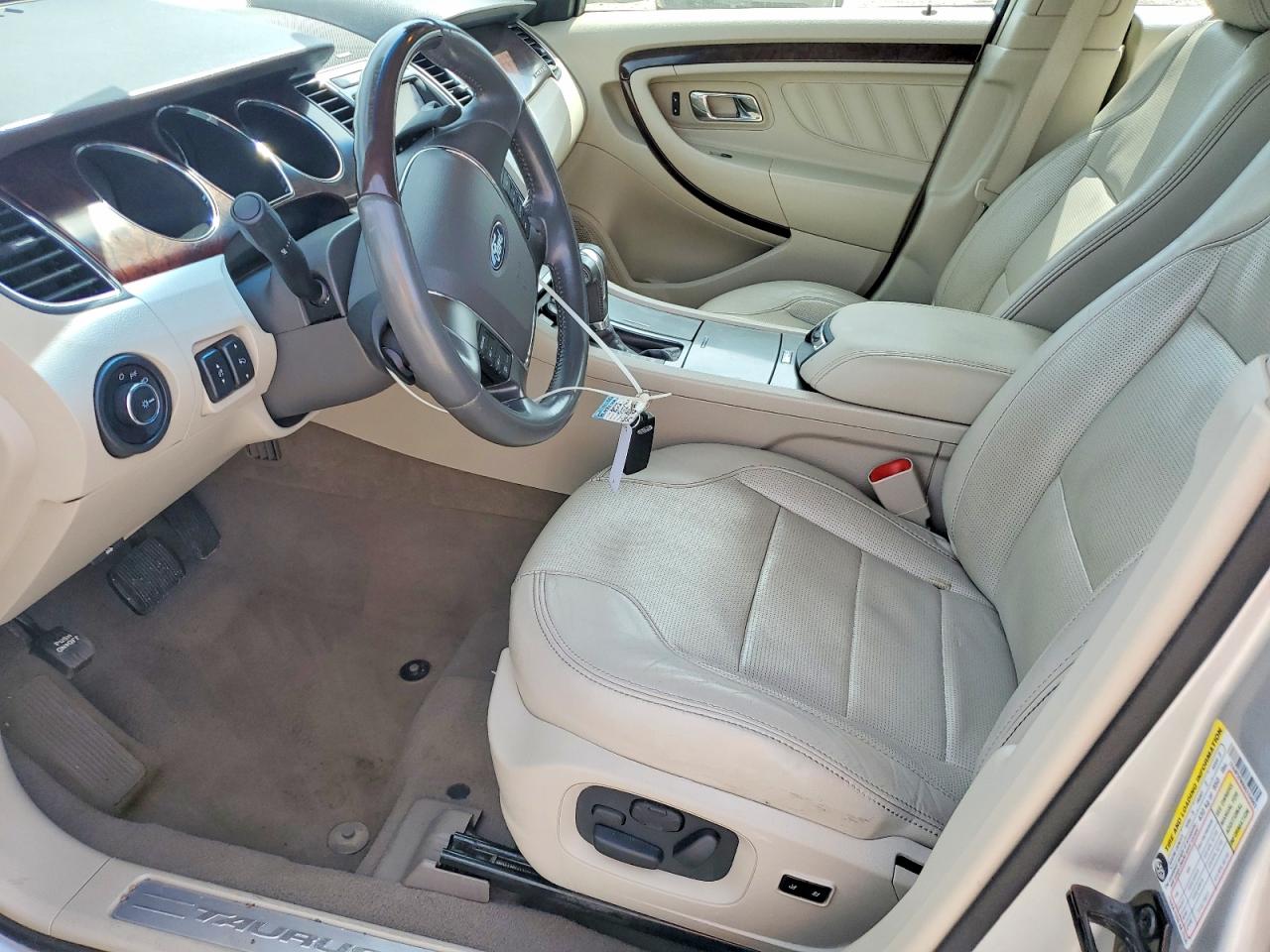 2010 Ford Taurus Limited Silver vin: 1FAHP2FW8AG154993