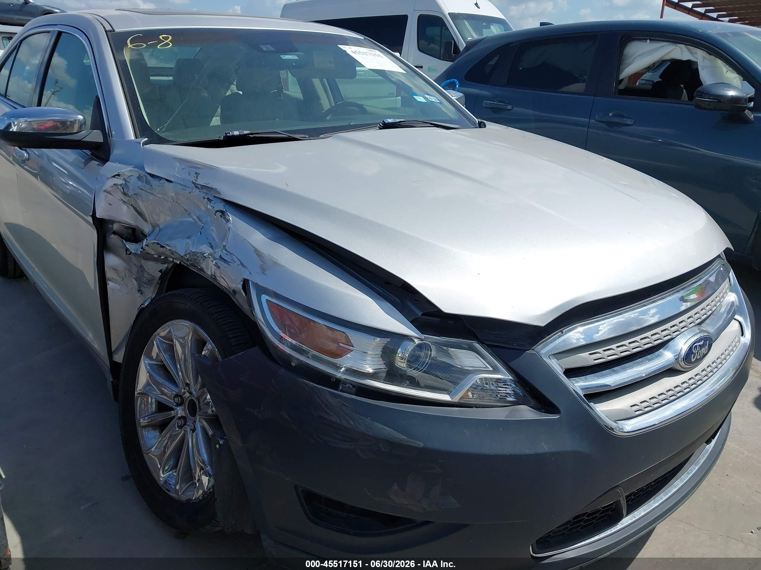 2010 Ford Taurus Limited Silver vin: 1FAHP2FW8AG160261