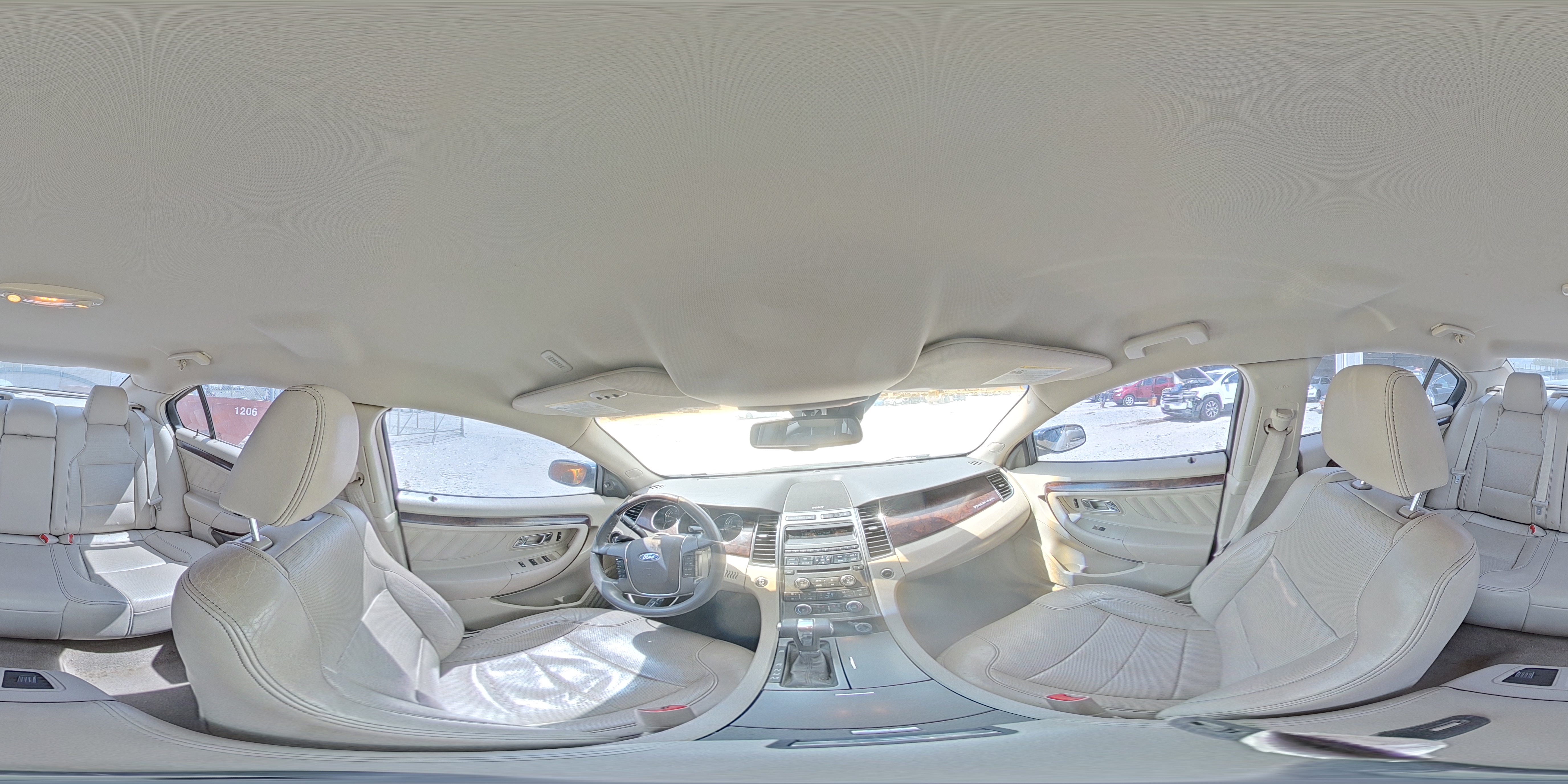 2012 Ford Taurus Limited White vin: 1FAHP2FW8CG116392