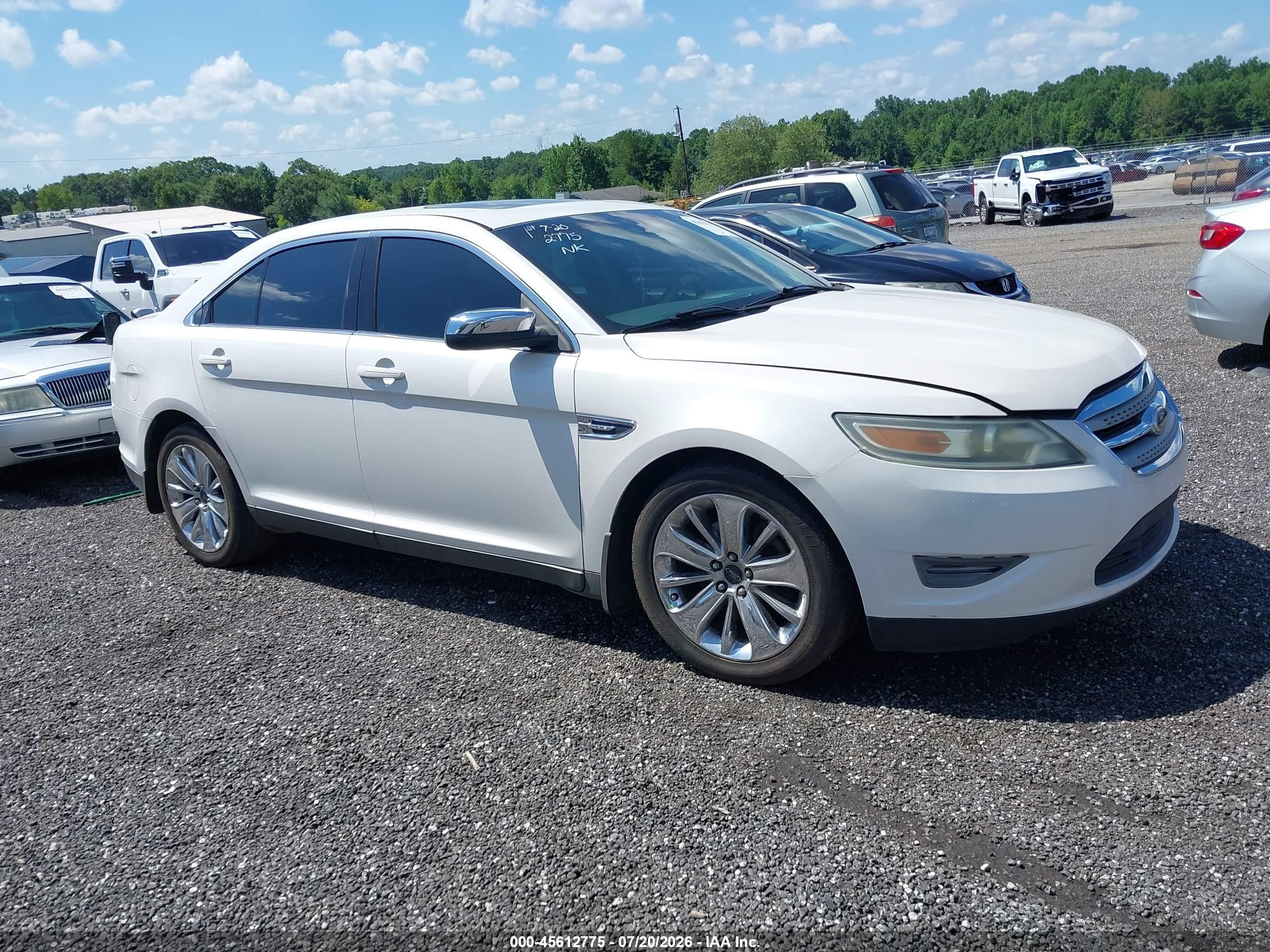 2010 Ford Taurus Limited White vin: 1FAHP2FW9AG157739