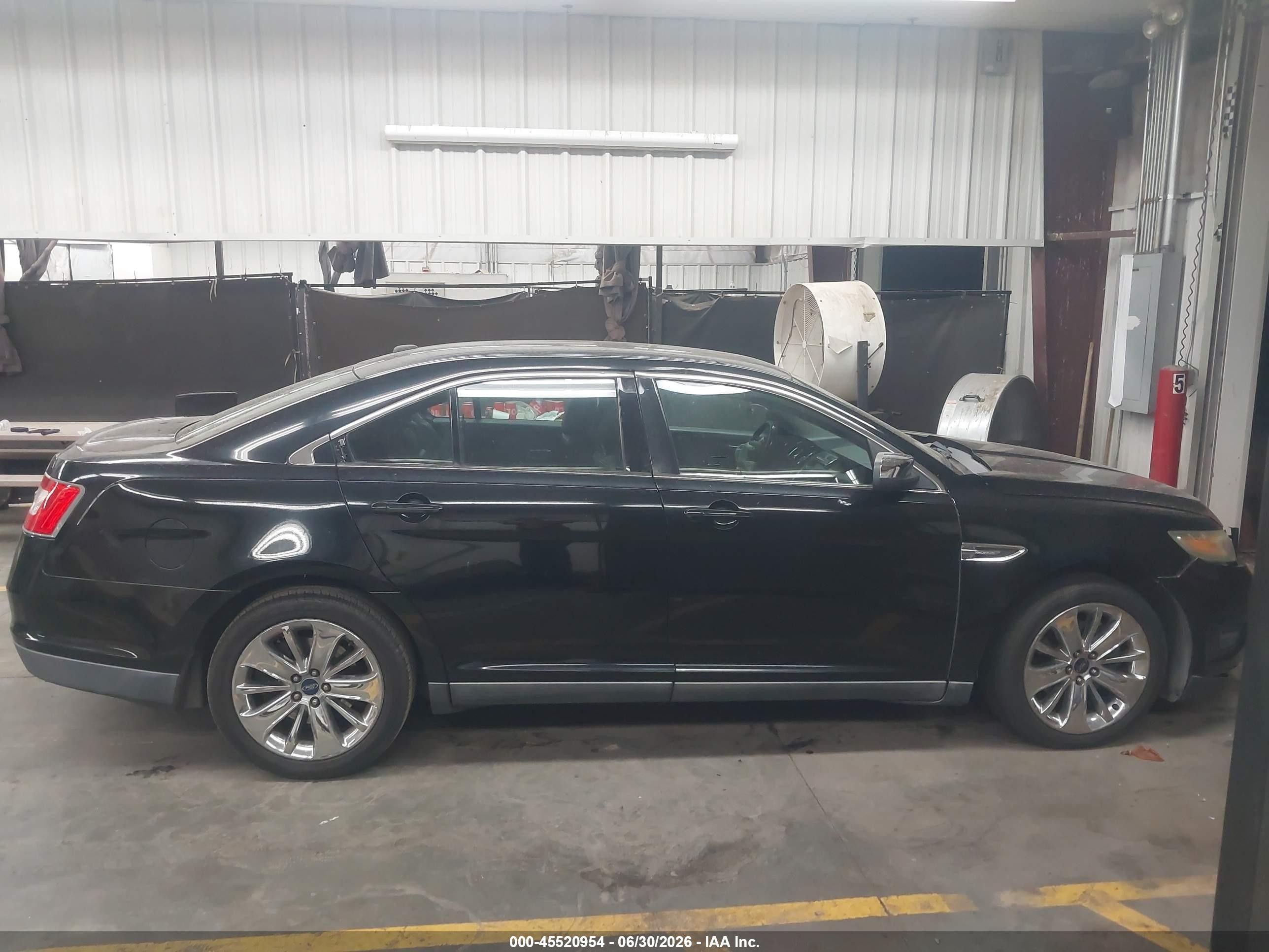 2012 Ford Taurus Limited Черный vin: 1FAHP2FW9CG100749
