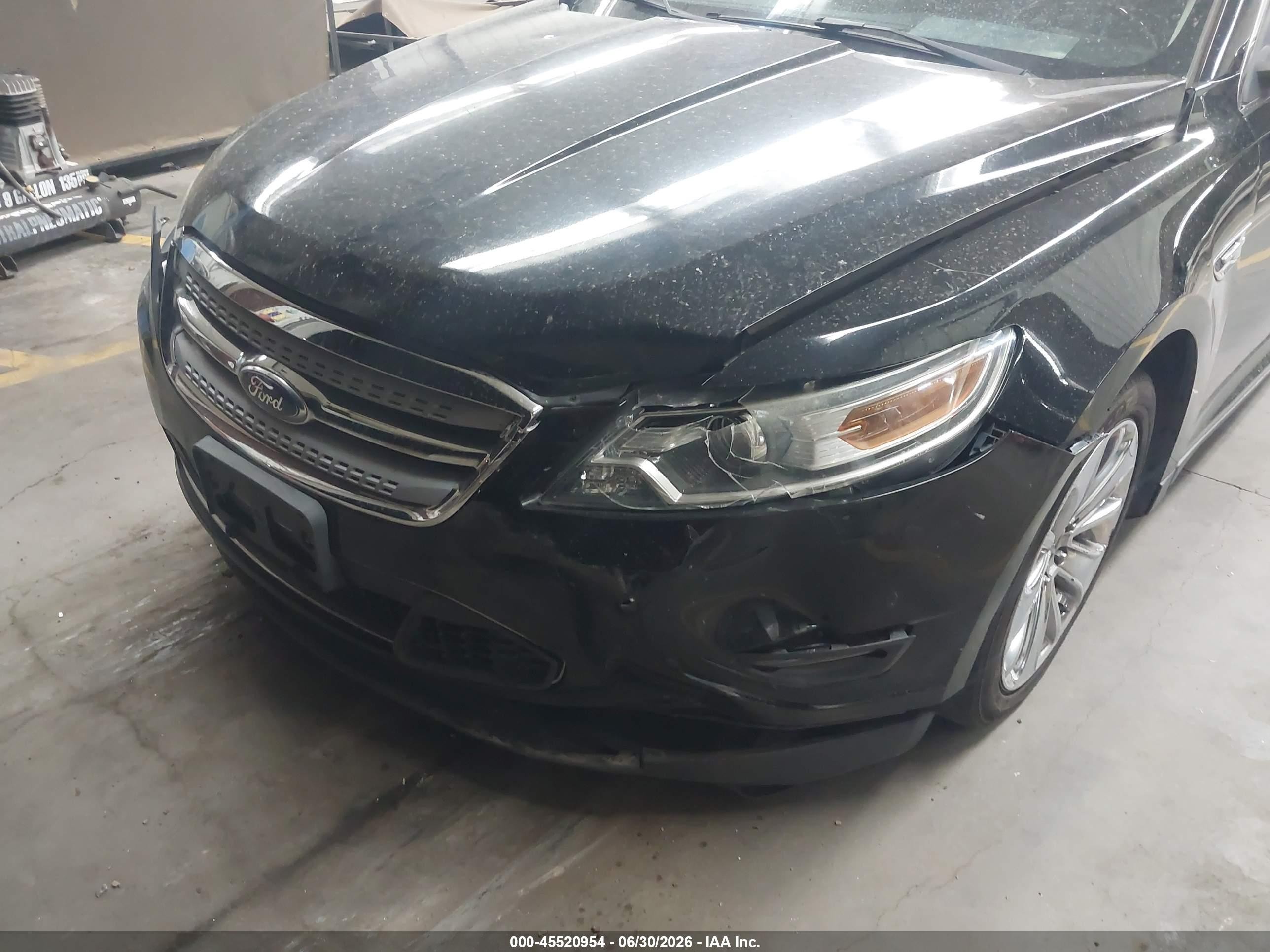 2012 Ford Taurus Limited Черный vin: 1FAHP2FW9CG100749