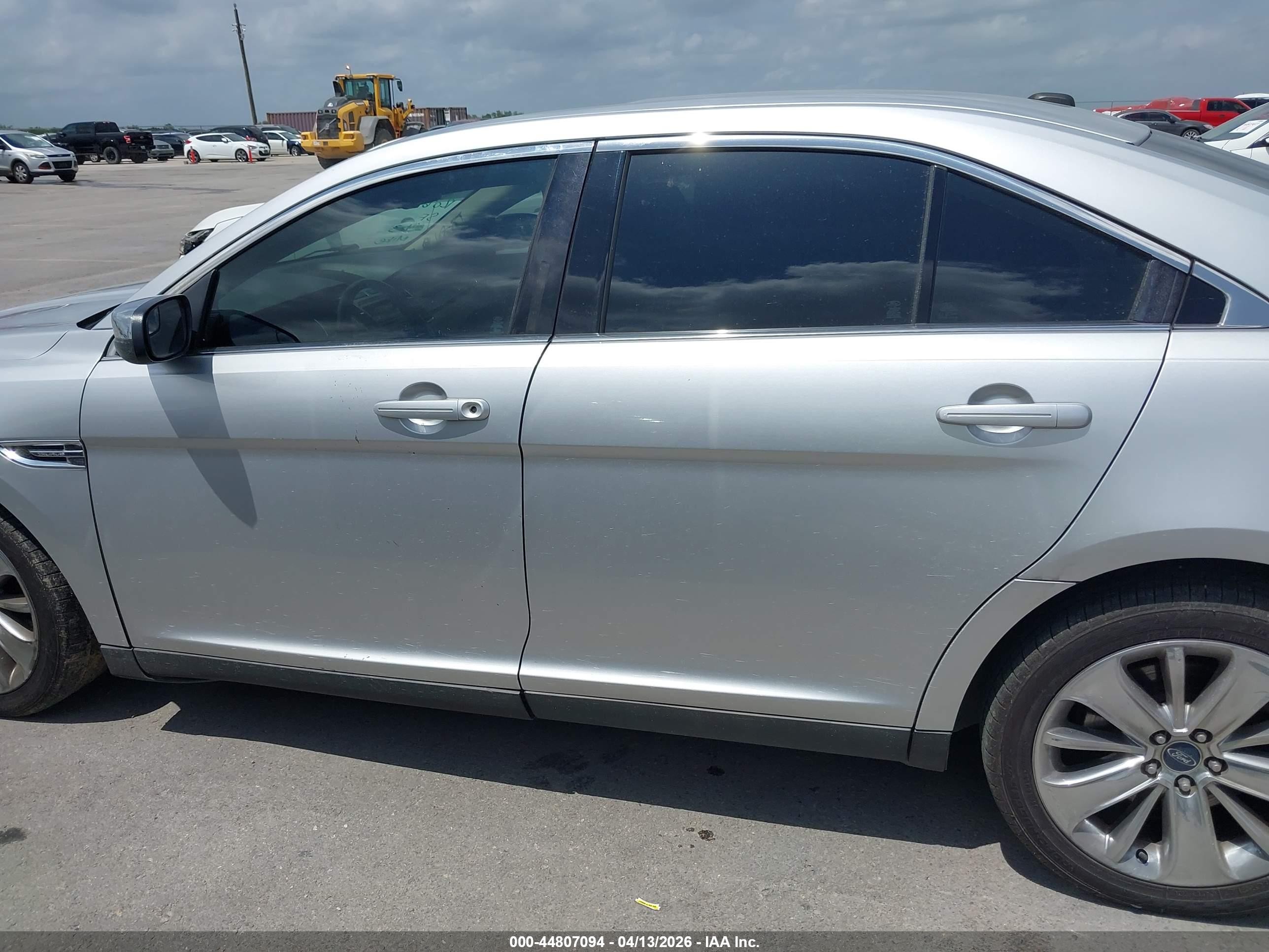 2012 Ford Taurus Limited Silver vin: 1FAHP2FW9CG107796