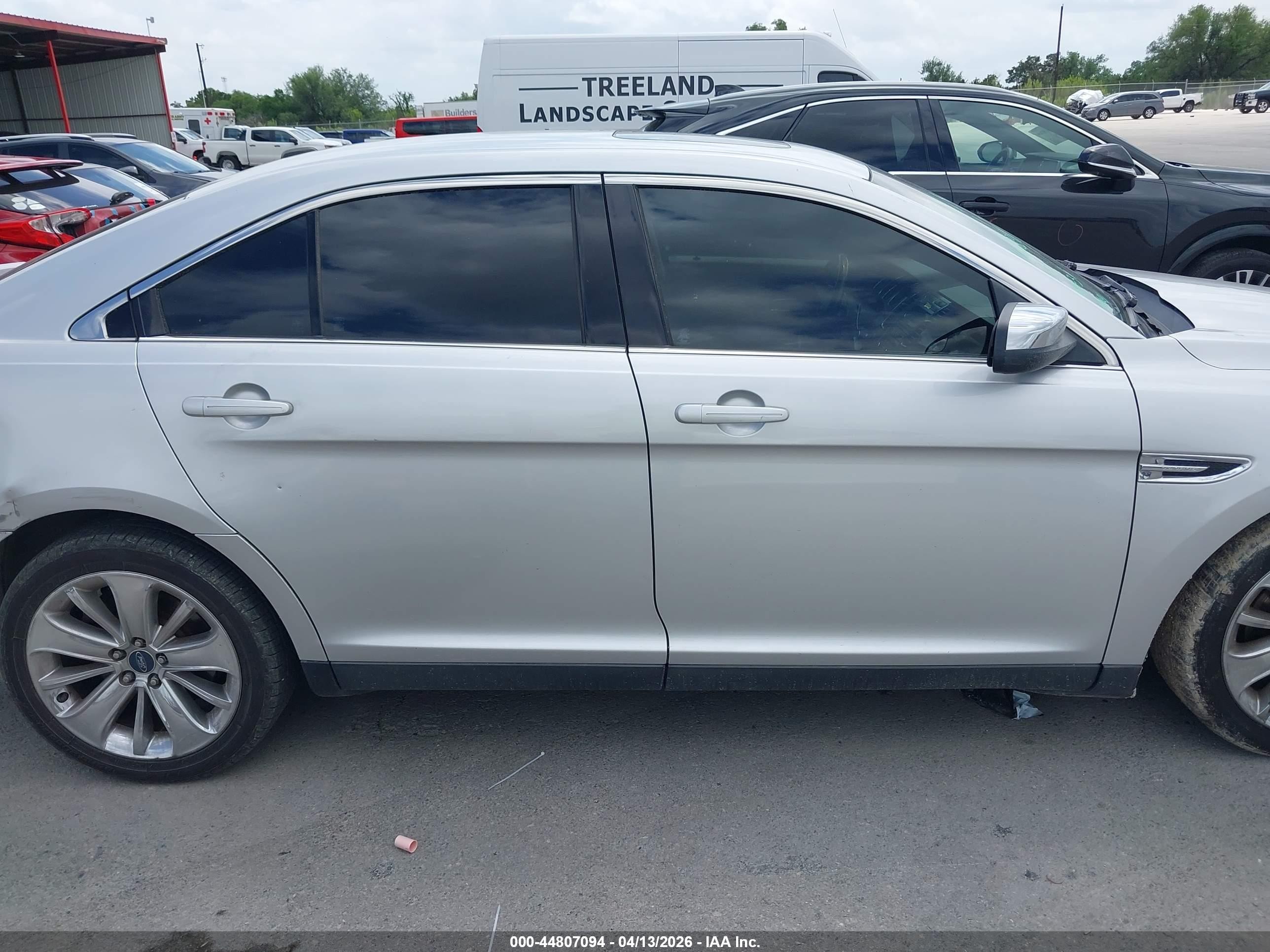 2012 Ford Taurus Limited Silver vin: 1FAHP2FW9CG107796