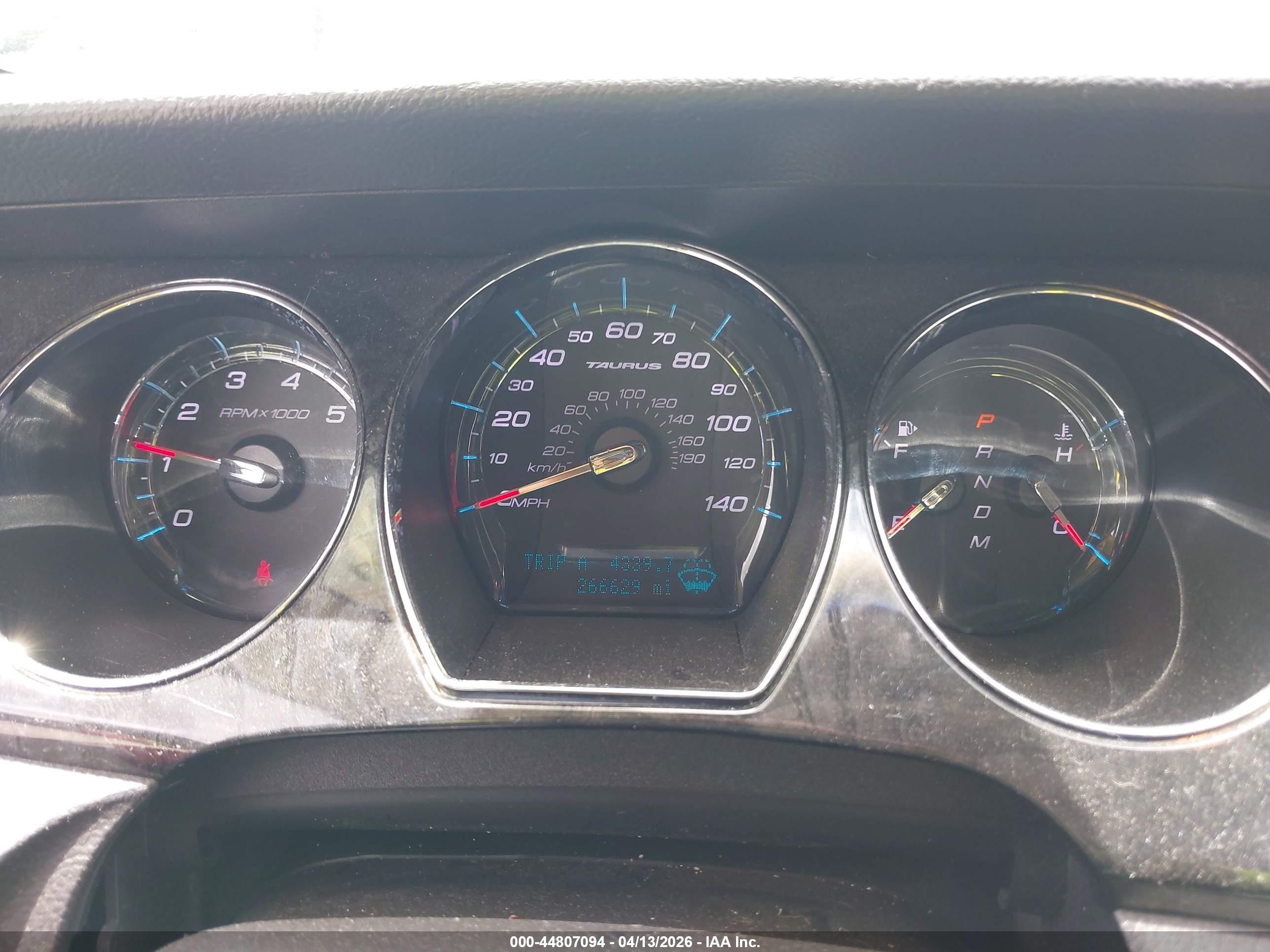 2012 Ford Taurus Limited Silver vin: 1FAHP2FW9CG107796
