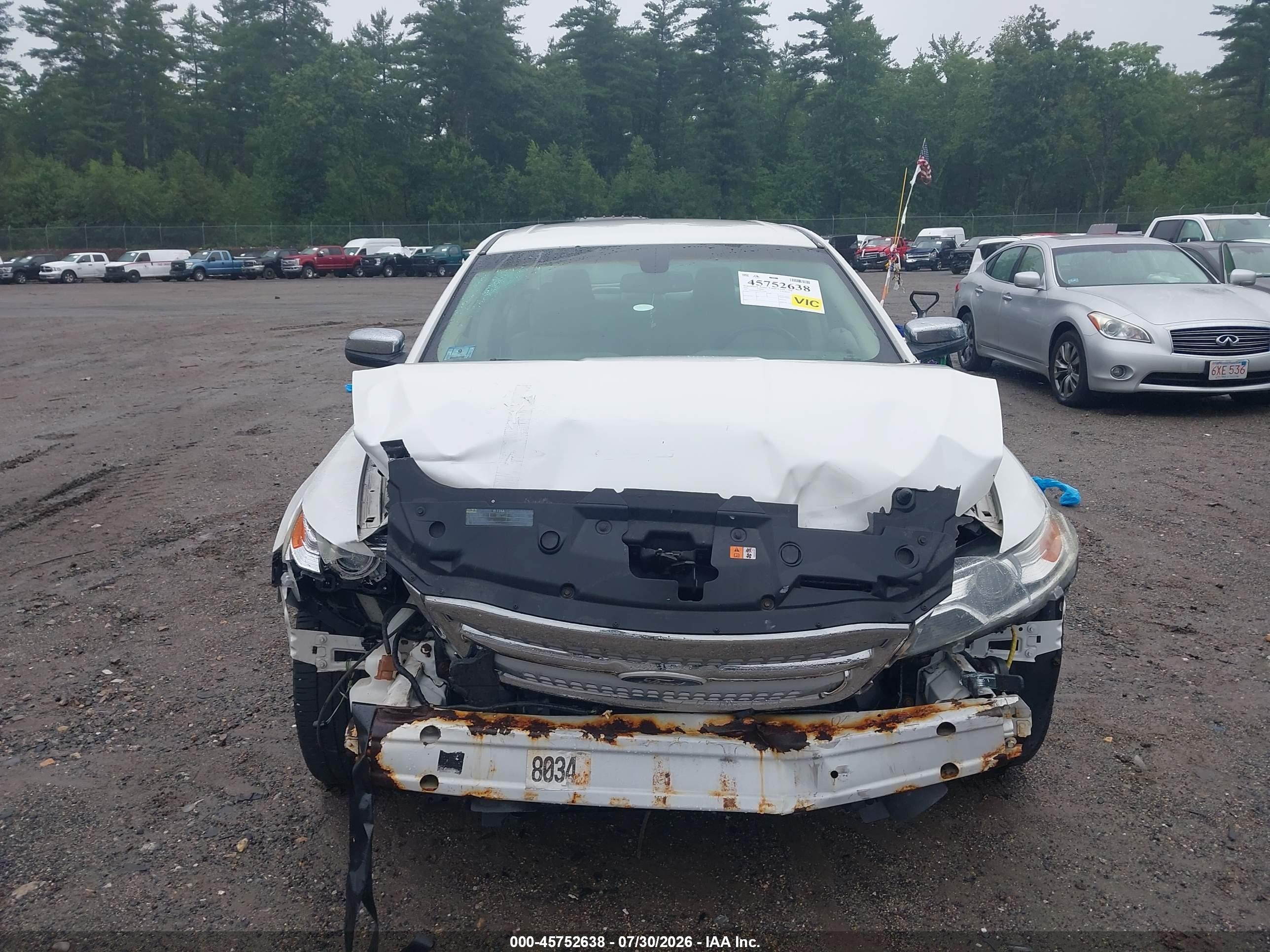 2010 Ford Taurus Limited White vin: 1FAHP2FWXAG170385
