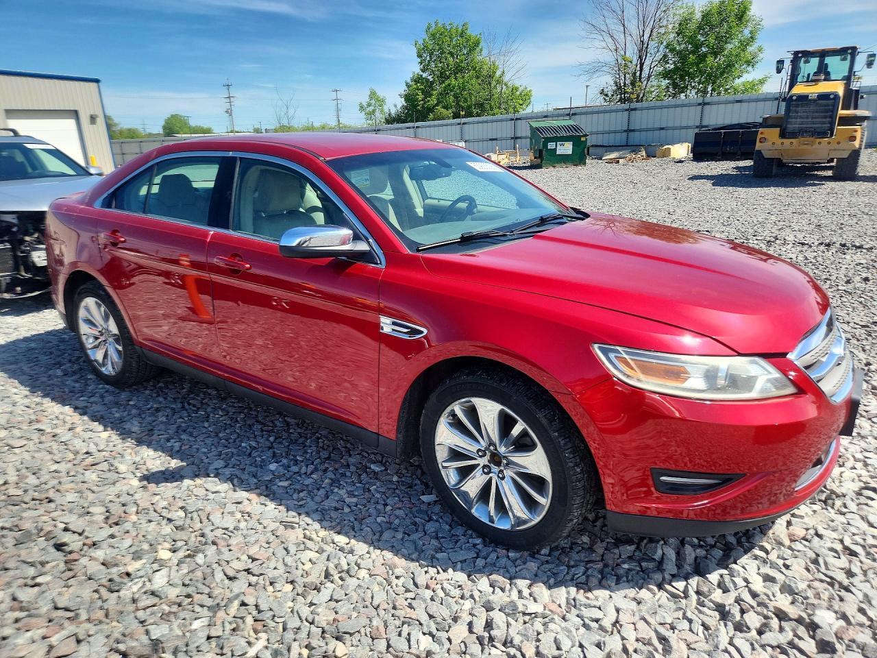 2011 Ford Taurus Limited Red vin: 1FAHP2FWXBG132155