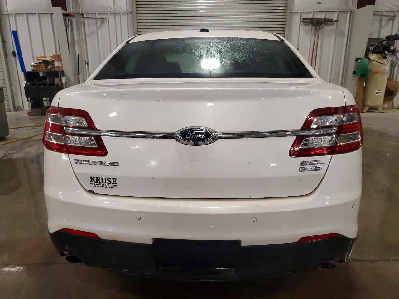 2015 Ford Taurus Sel White vin: 1FAHP2H80FG147106