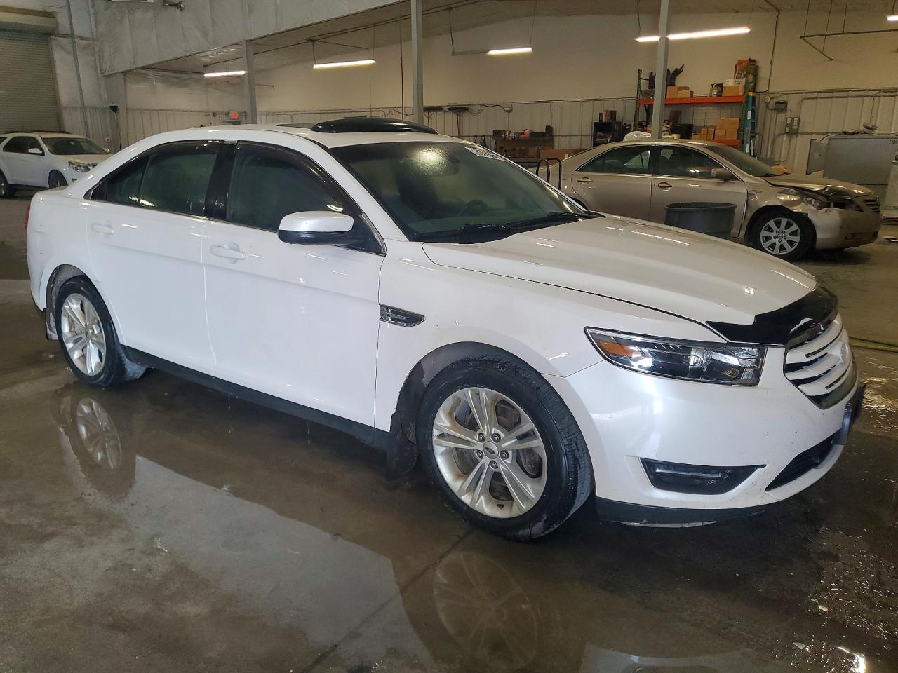 2015 Ford Taurus Sel White vin: 1FAHP2H80FG147106