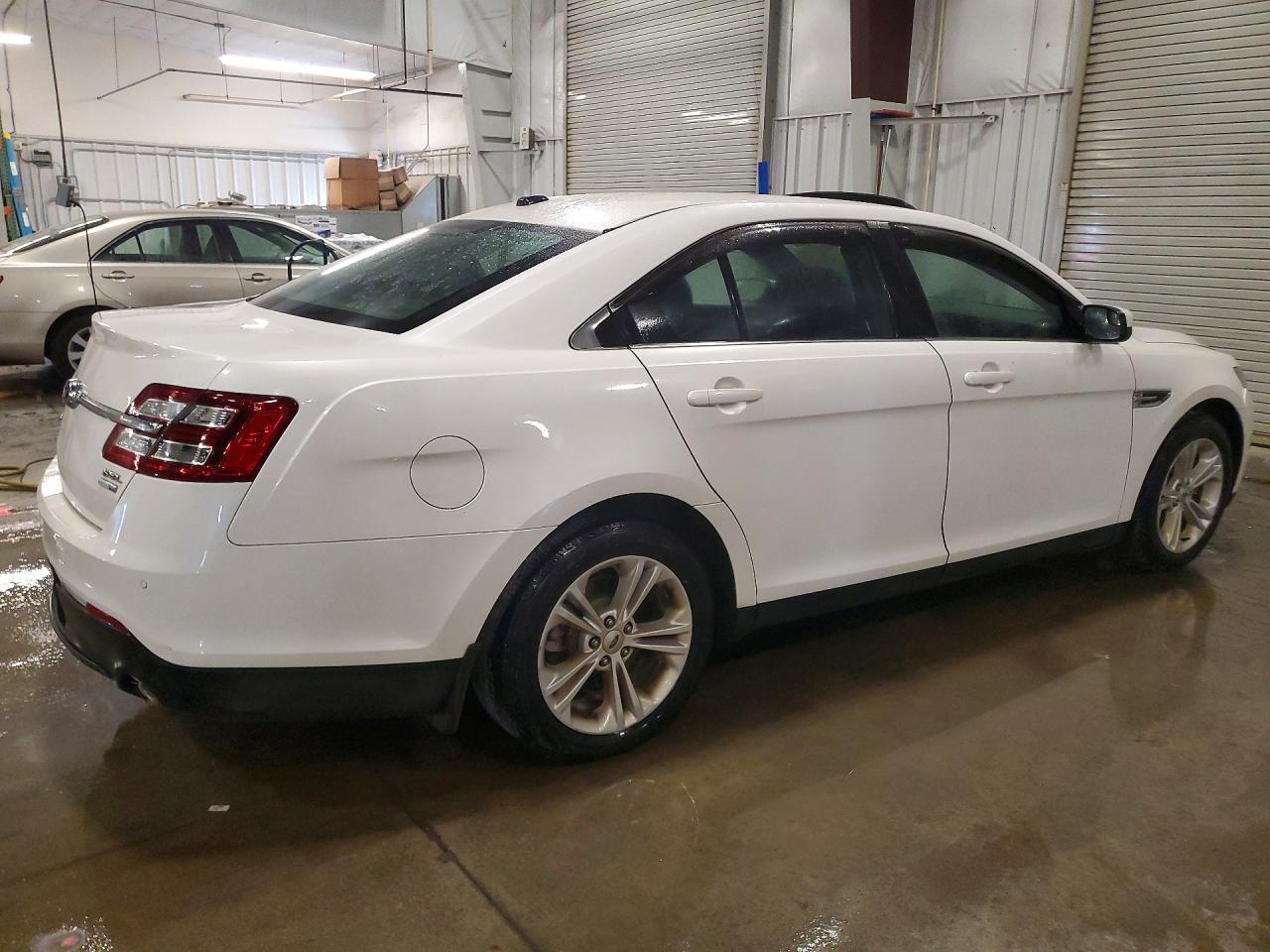 2015 Ford Taurus Sel White vin: 1FAHP2H80FG147106