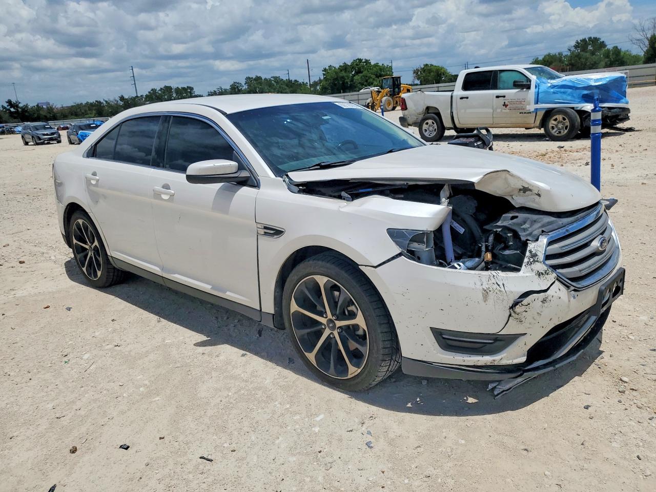 2015 Ford Taurus Sel White vin: 1FAHP2H80FG166027