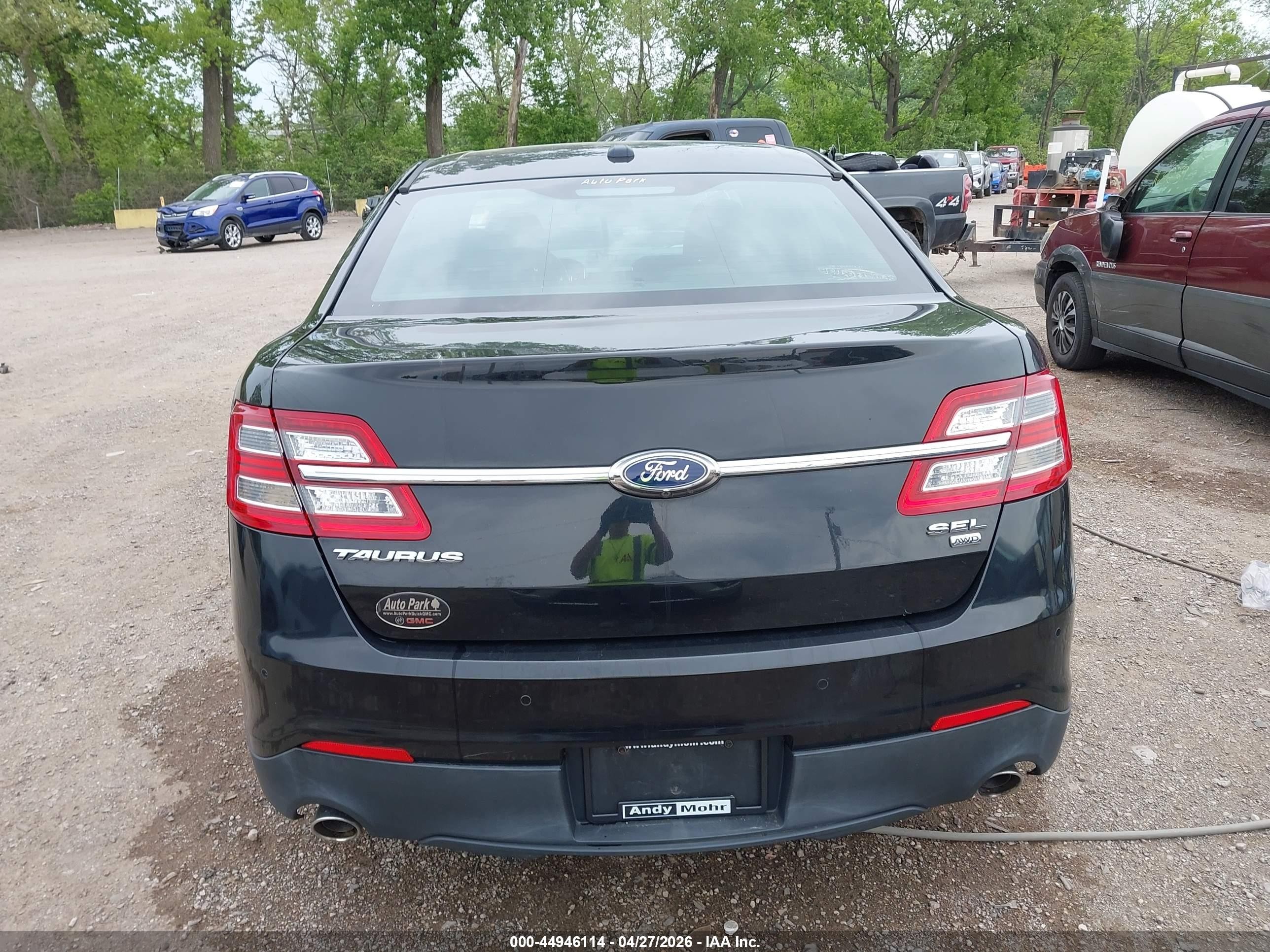 2015 Ford Taurus Sel Black vin: 1FAHP2H81FG176565